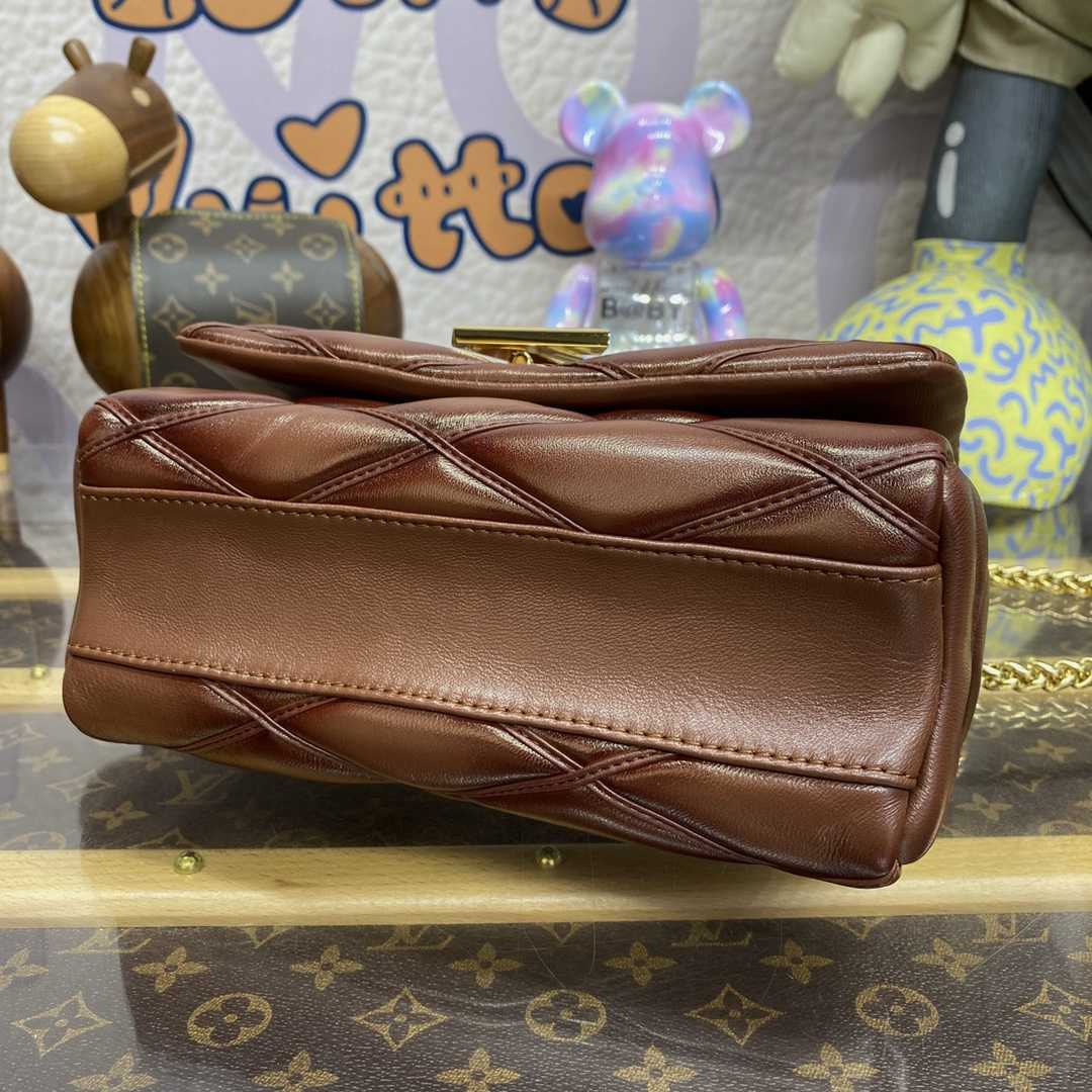 Louis Vuitton GO-14 MM   M23601 - FashionPlug