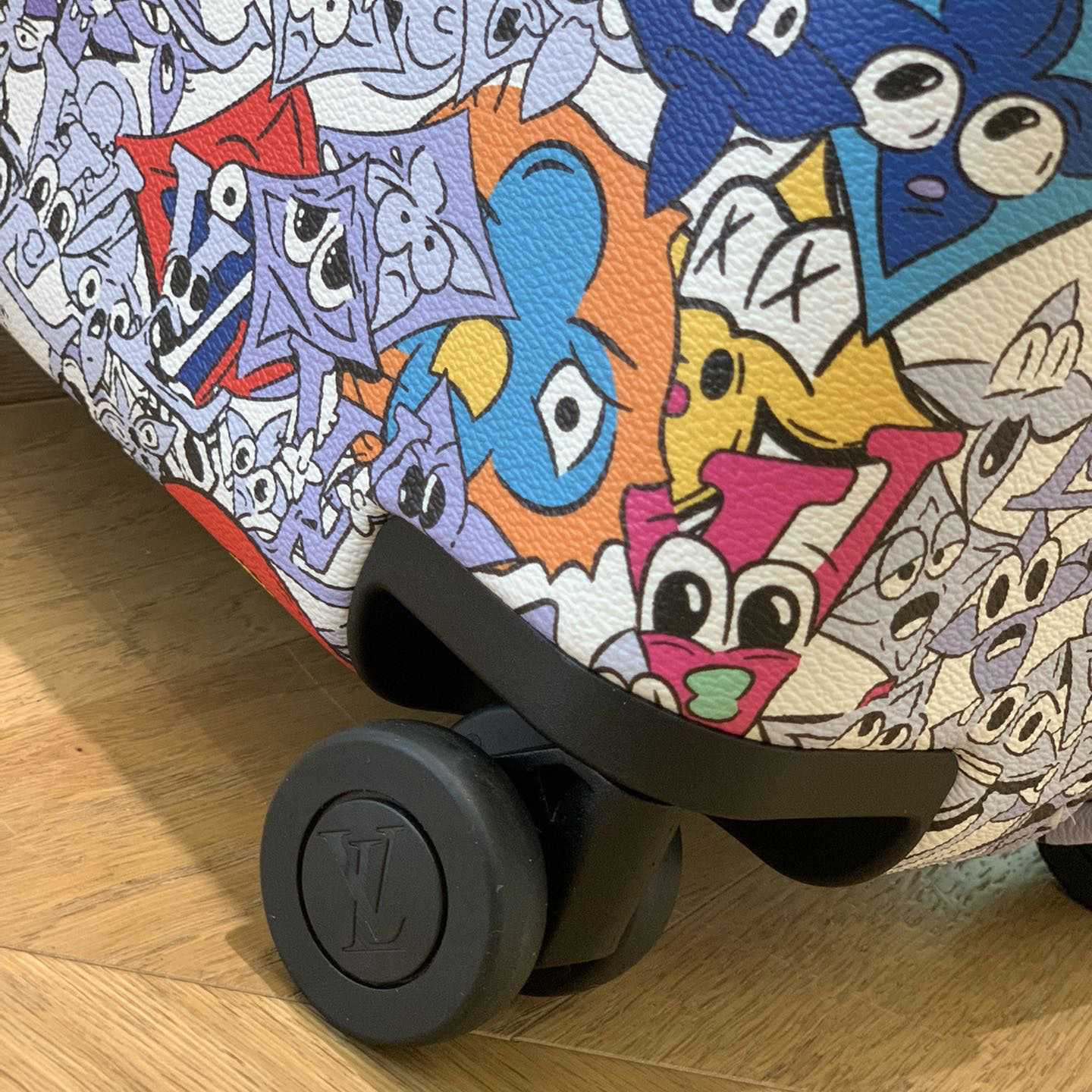 Louis Vuitton Horizon Luggage  - FashionPlug