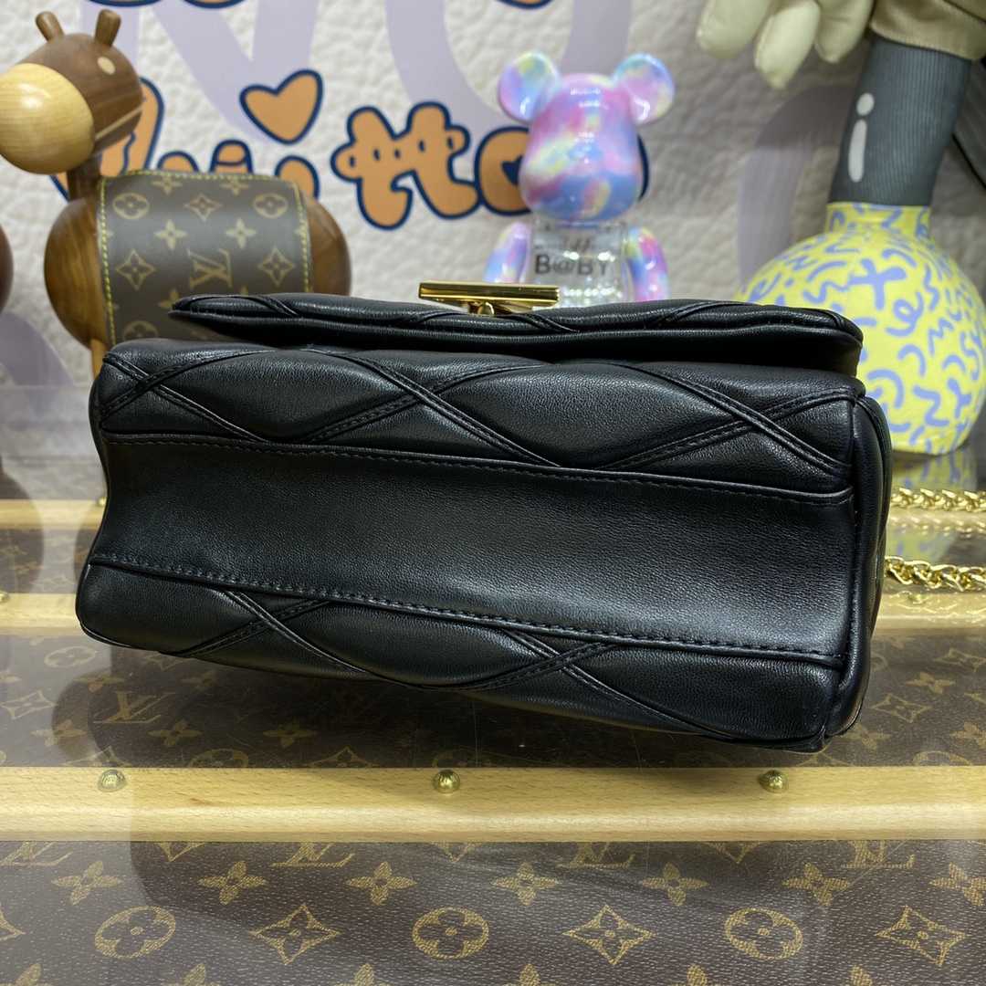 Louis Vuitton GO-14 MM   M22891 - FashionPlug
