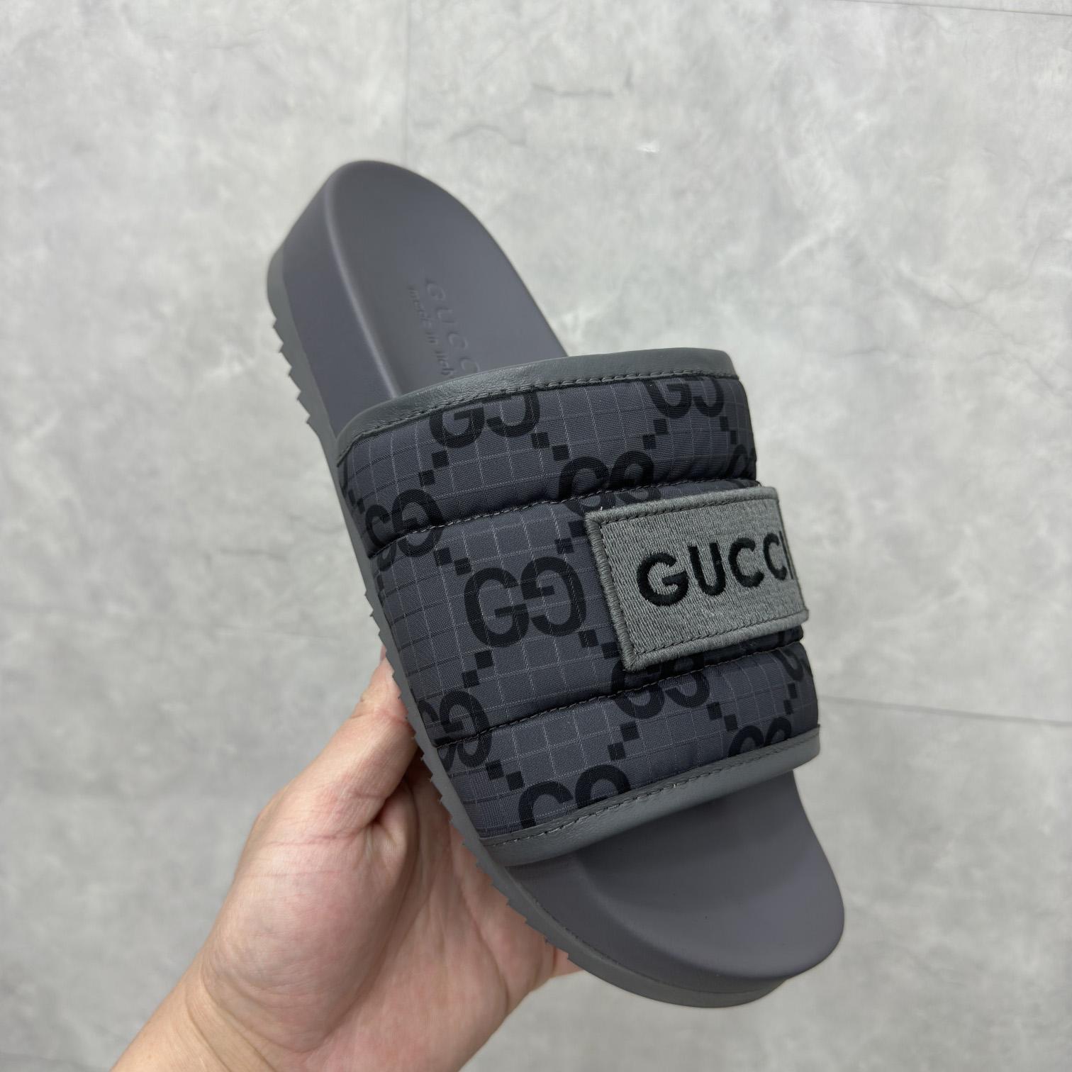 Gucci GG Slide Sandal - FashionPlug
