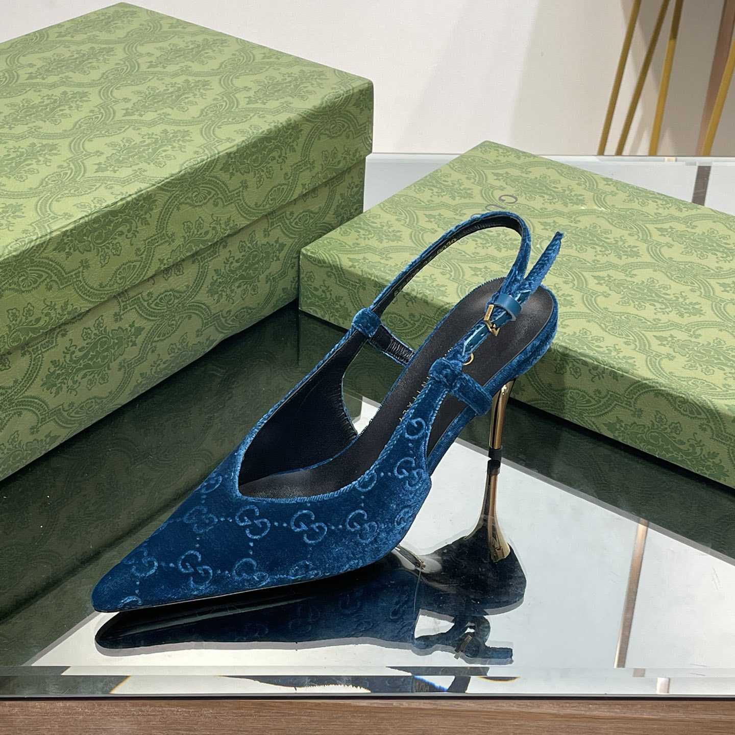 Gucci Women's GG Slingback Pump - FashionPlug