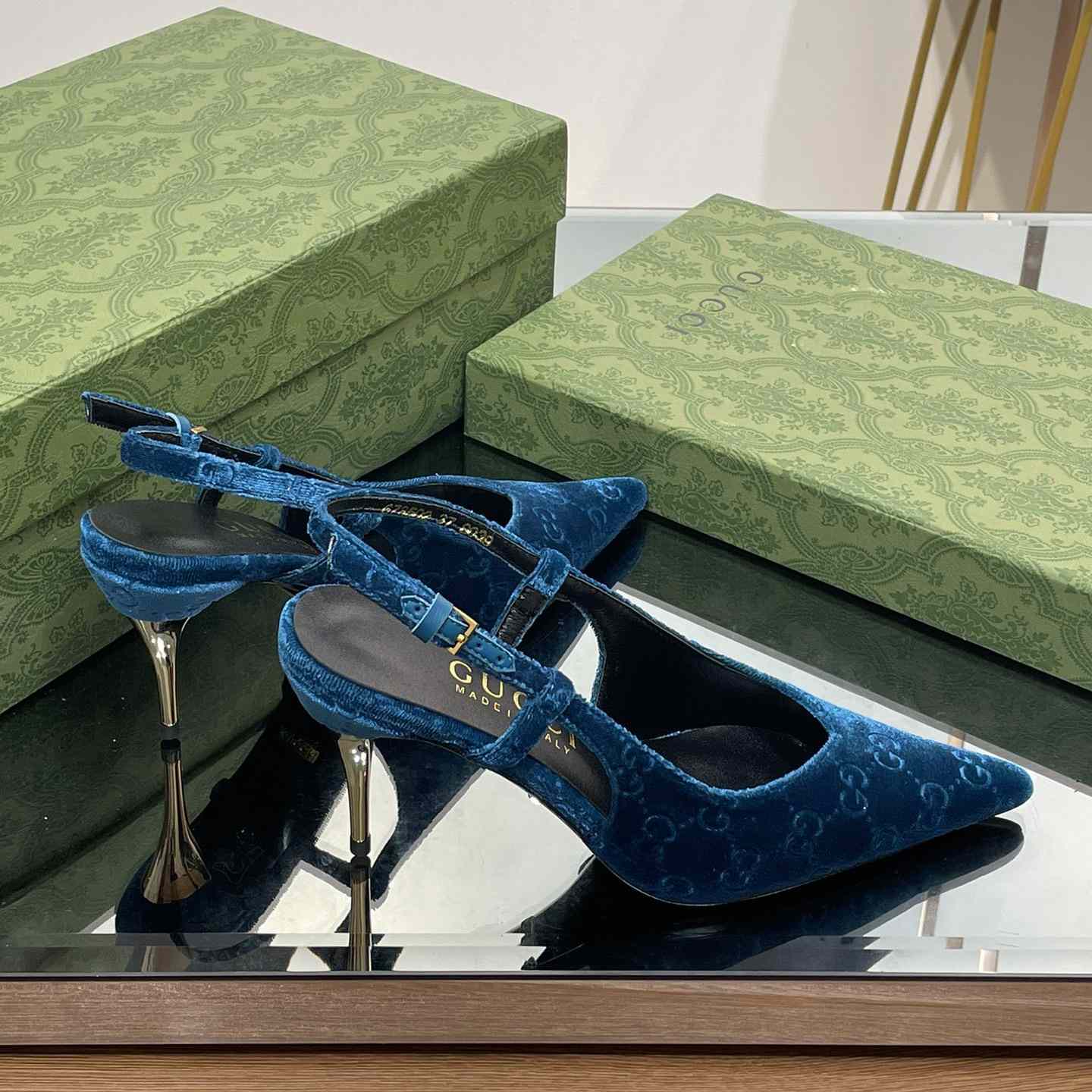Gucci Women's GG Slingback Pump - FashionPlug