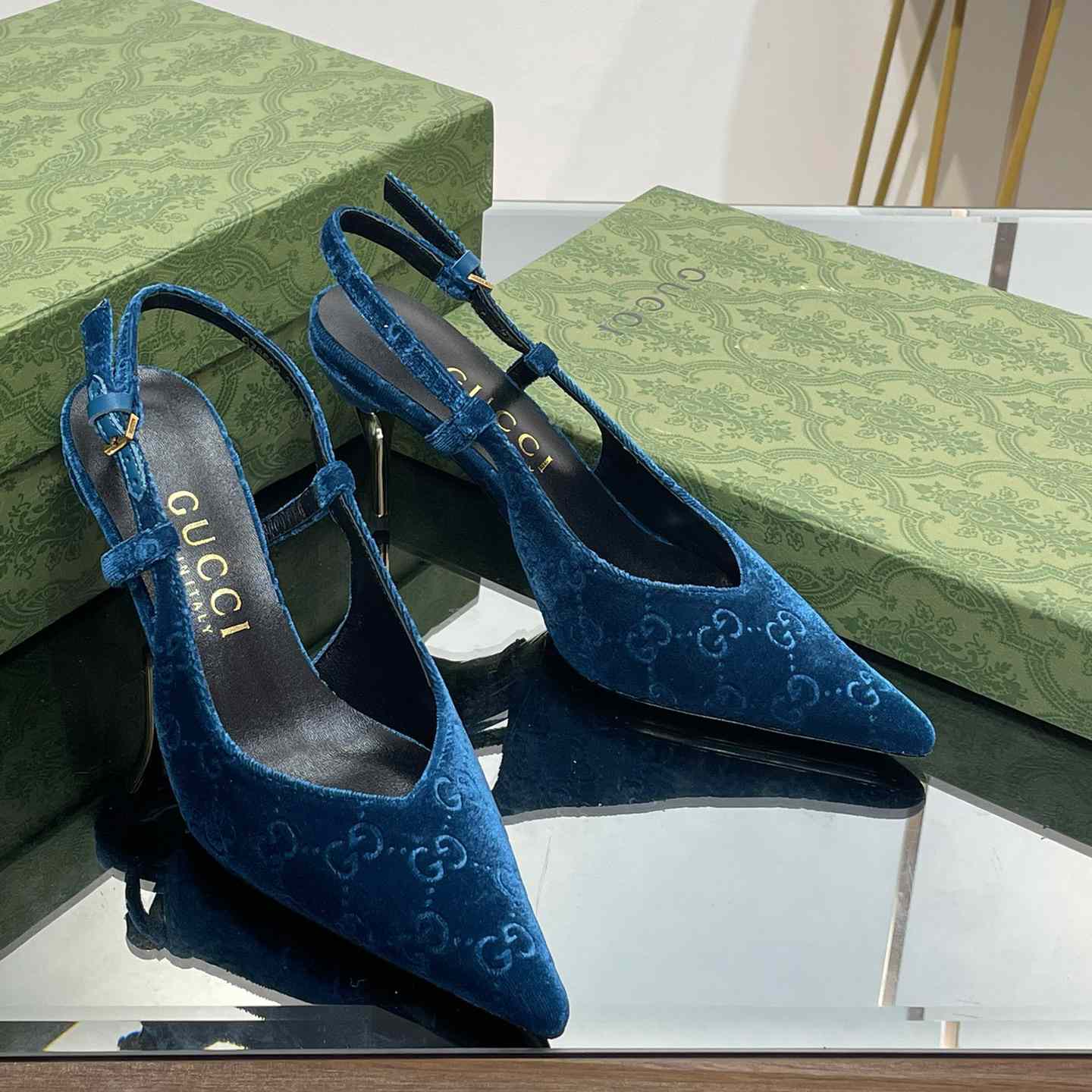 Gucci Women's GG Slingback Pump - FashionPlug