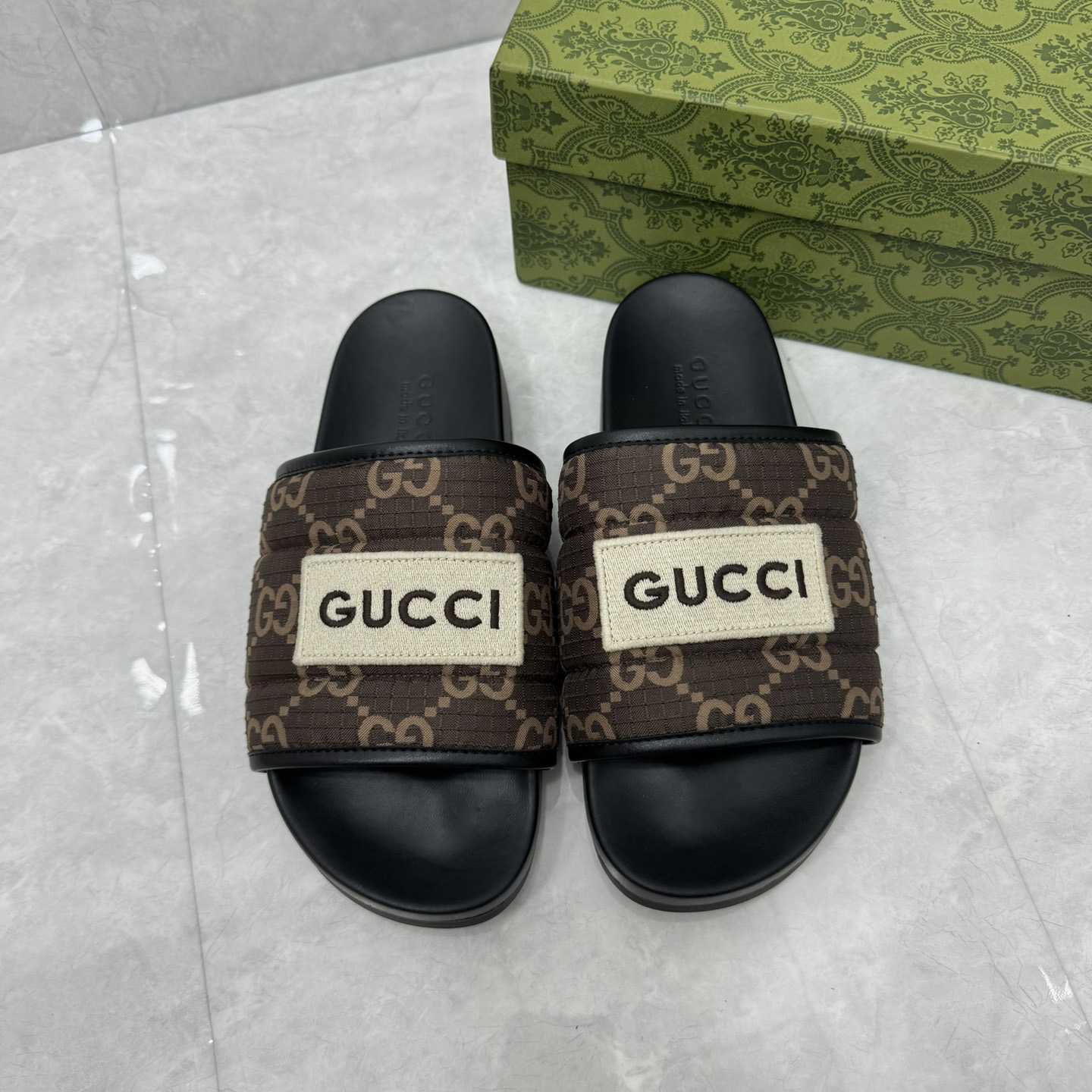Gucci GG Slide Sandal - FashionPlug