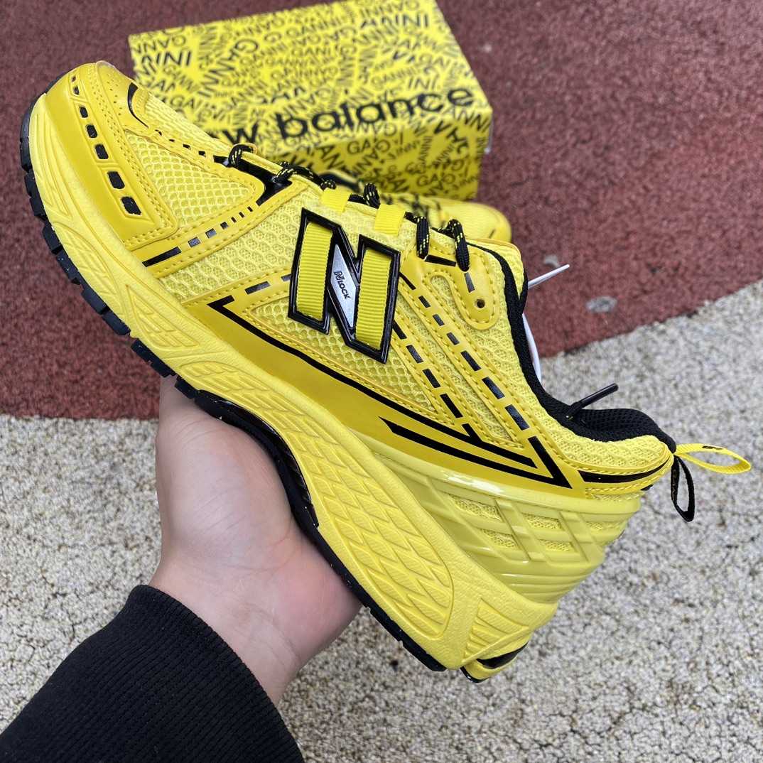 GANNI x New Balance 1906R Sneakers      M1906RGA - FashionPlug