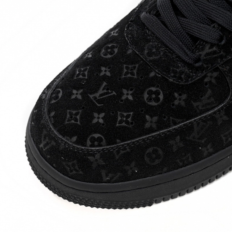 Louis Vuitton LV x Nike Air Force 1 x off-White Sneaker     1A9VD7 - FashionPlug