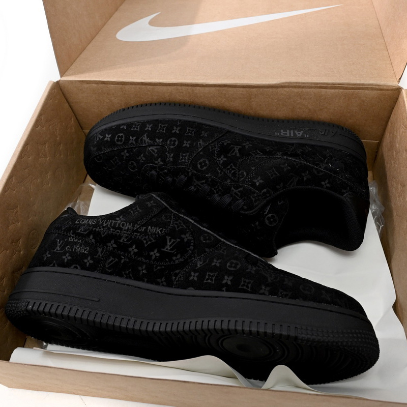 Louis Vuitton LV x Nike Air Force 1 x off-White Sneaker     1A9VD7 - FashionPlug