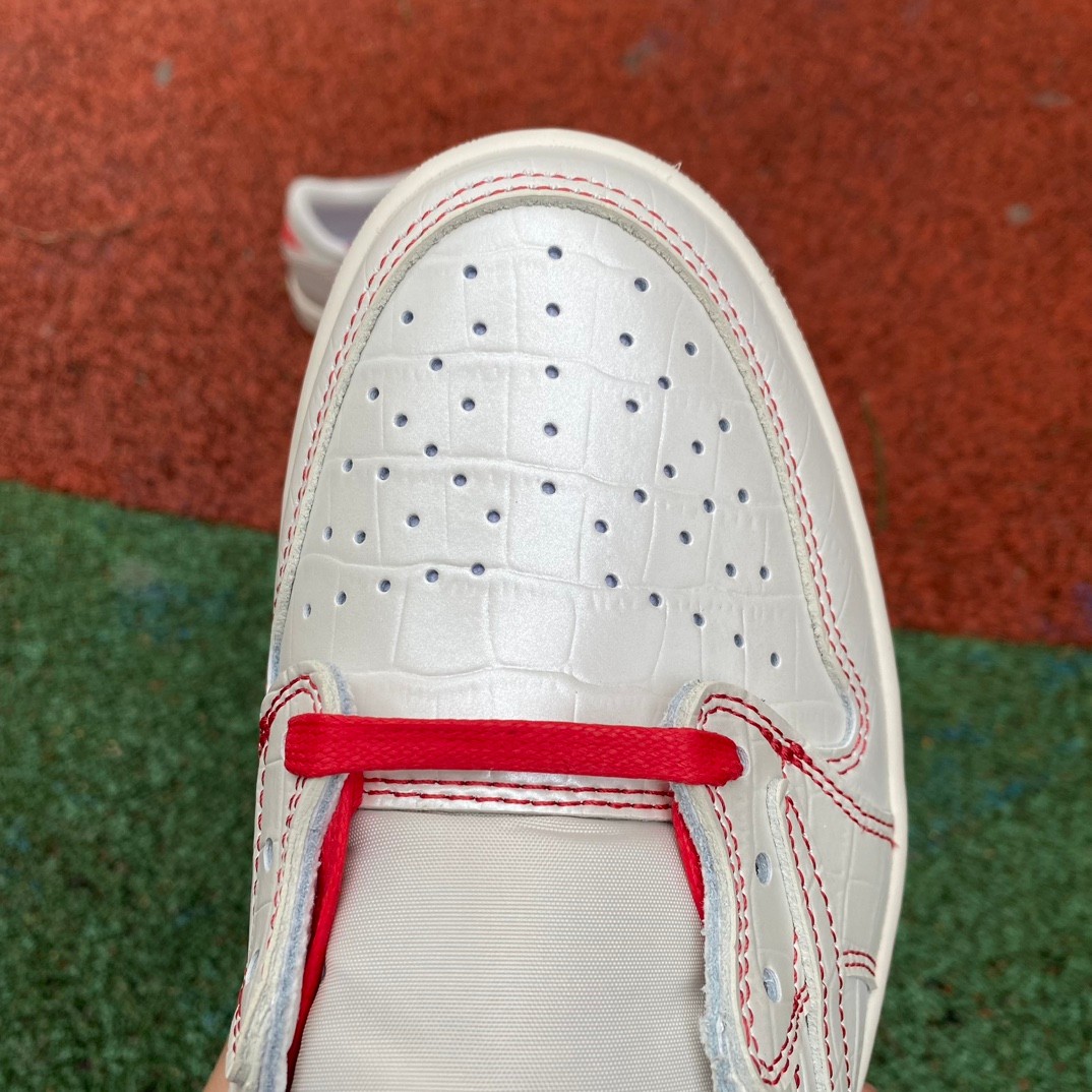 Tracis Scott x Air Jordan 1 Low Golf TS Sneaker      DM7866-601 - FashionPlug