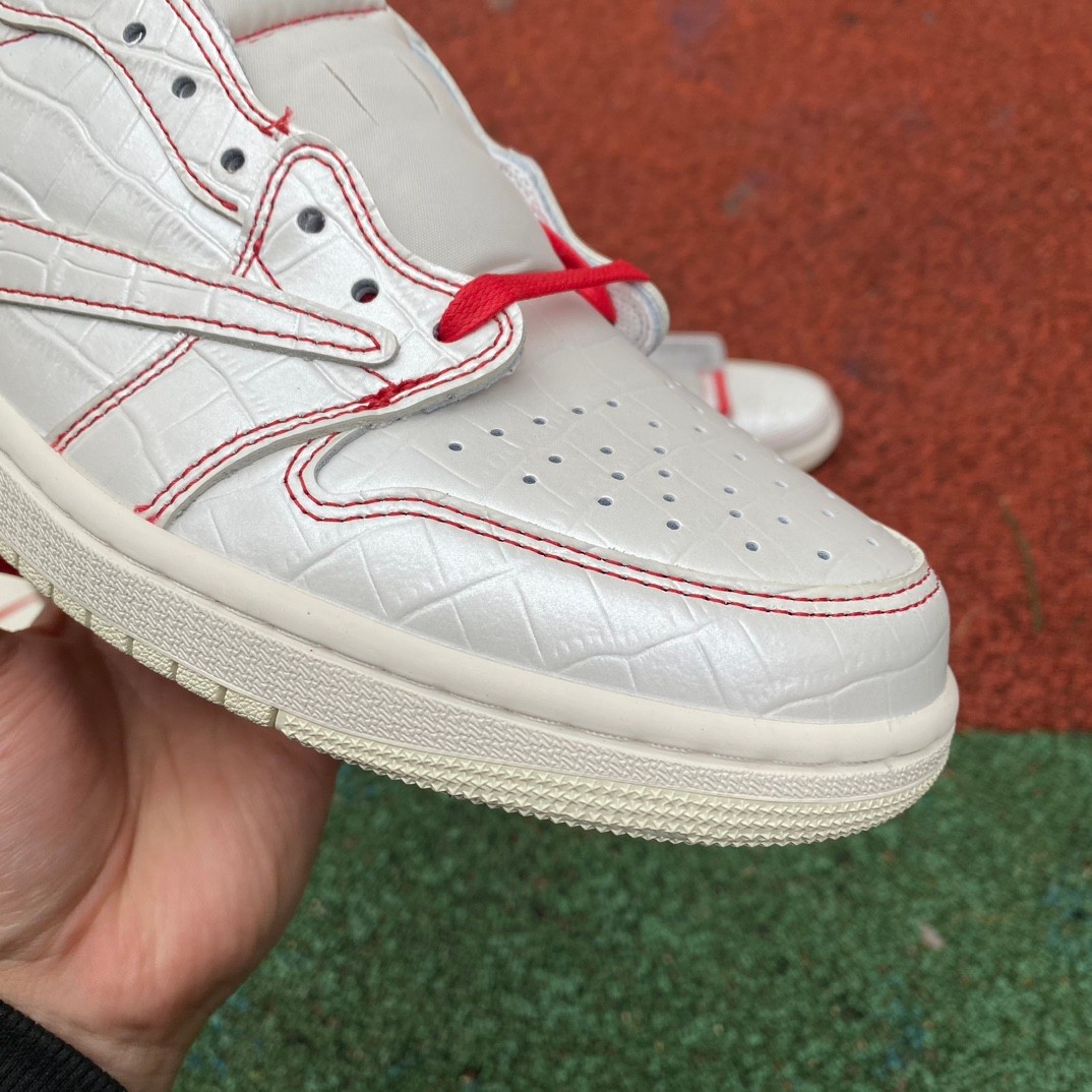 Tracis Scott x Air Jordan 1 Low Golf TS Sneaker      DM7866-601 - FashionPlug
