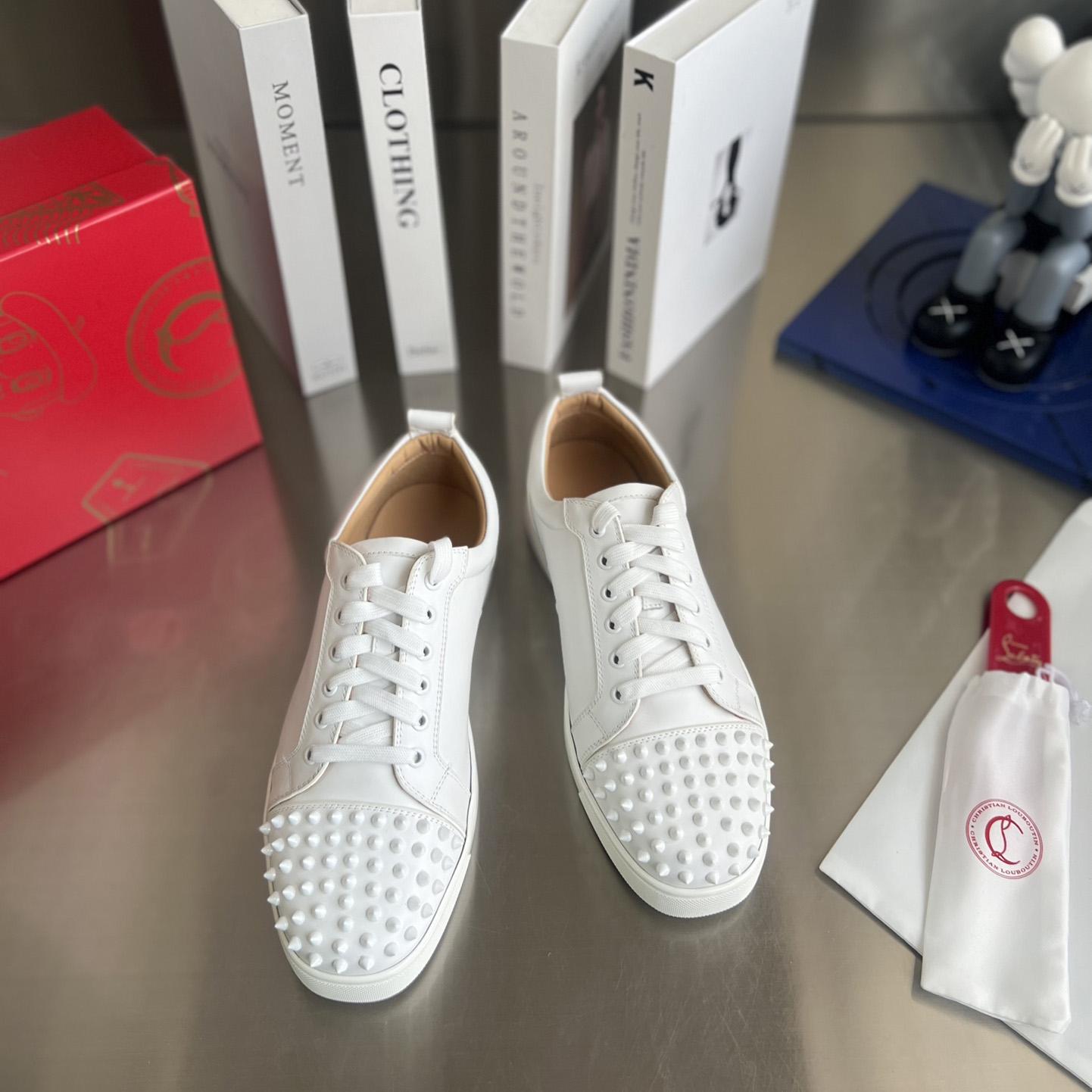 Christian Louboutin Louis Junior Spikes - FashionPlug