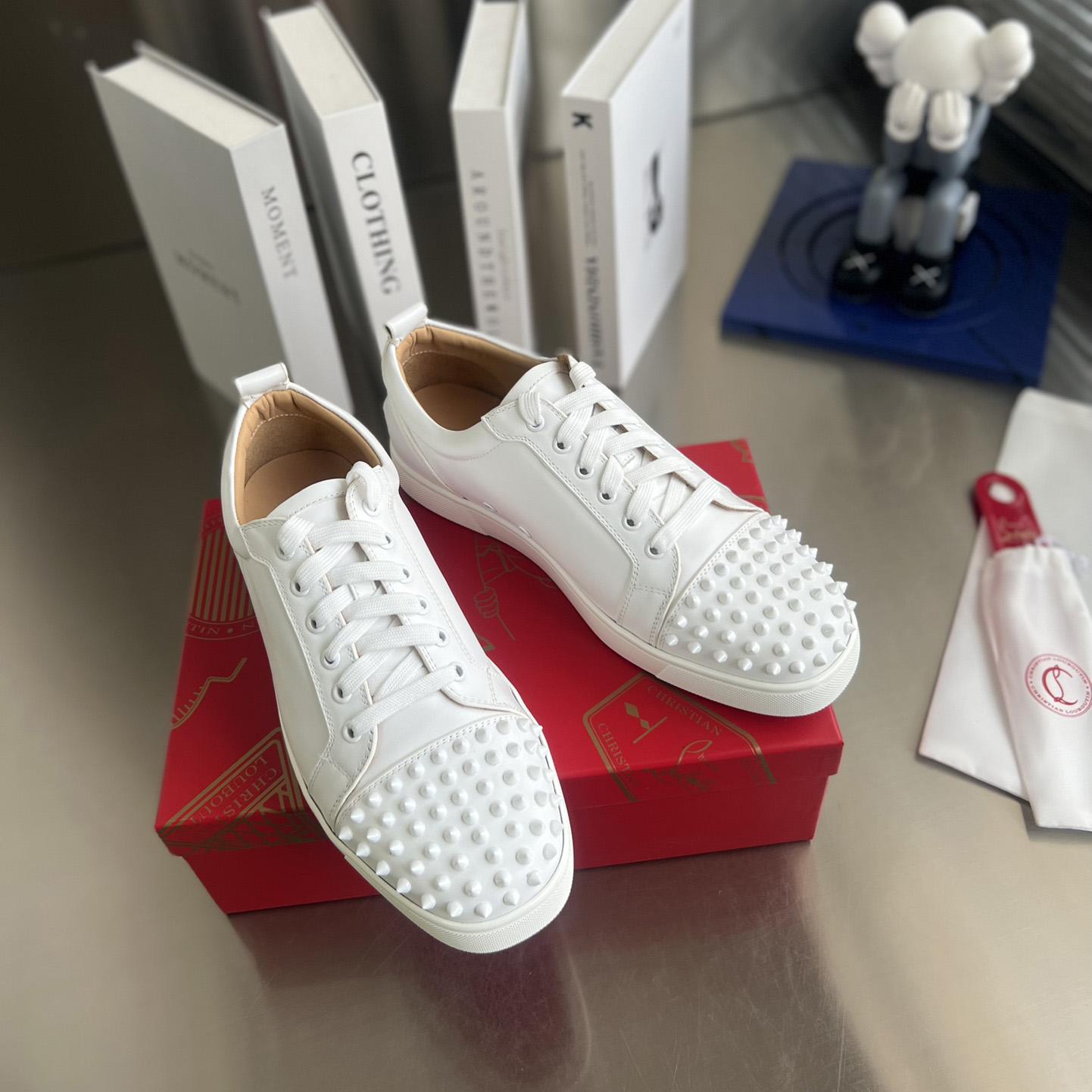 Christian Louboutin Louis Junior Spikes - FashionPlug