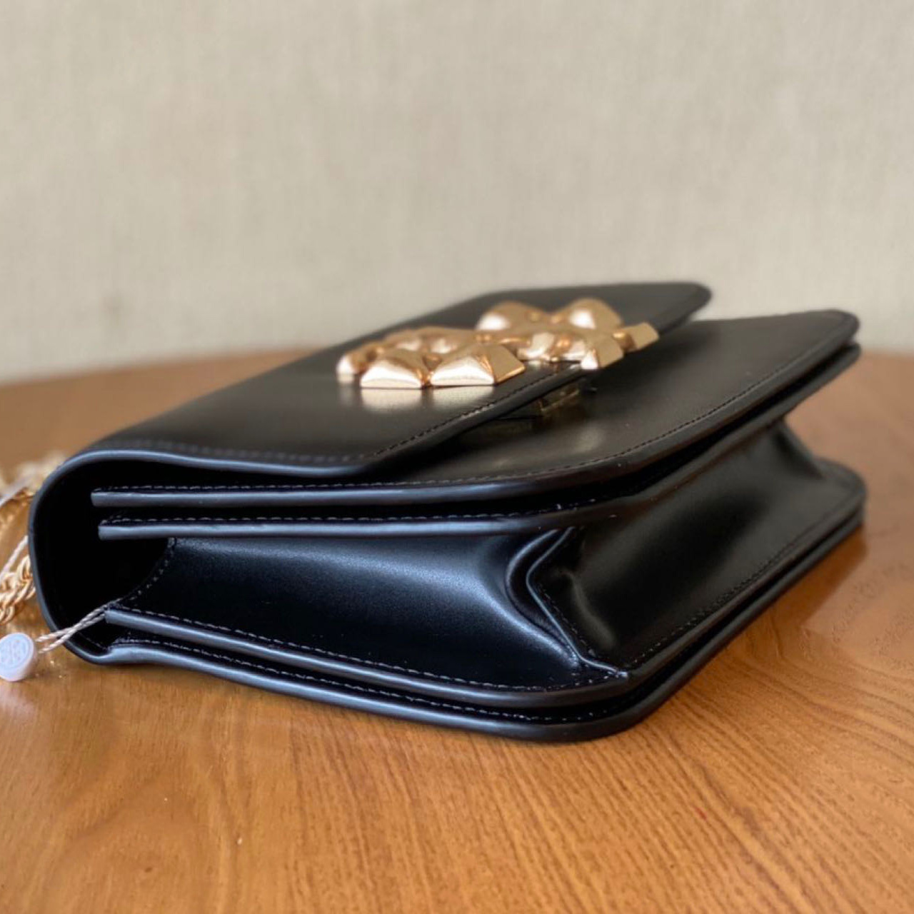 ToryBurch Leather Crossbody Bag (19-14-7cm) - FashionPlug
