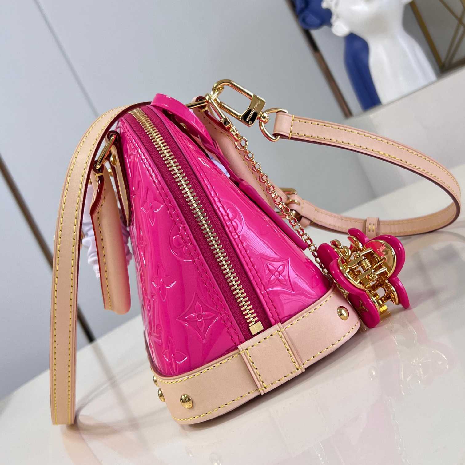 Louis Vuitton Alma BB   M90611 - FashionPlug