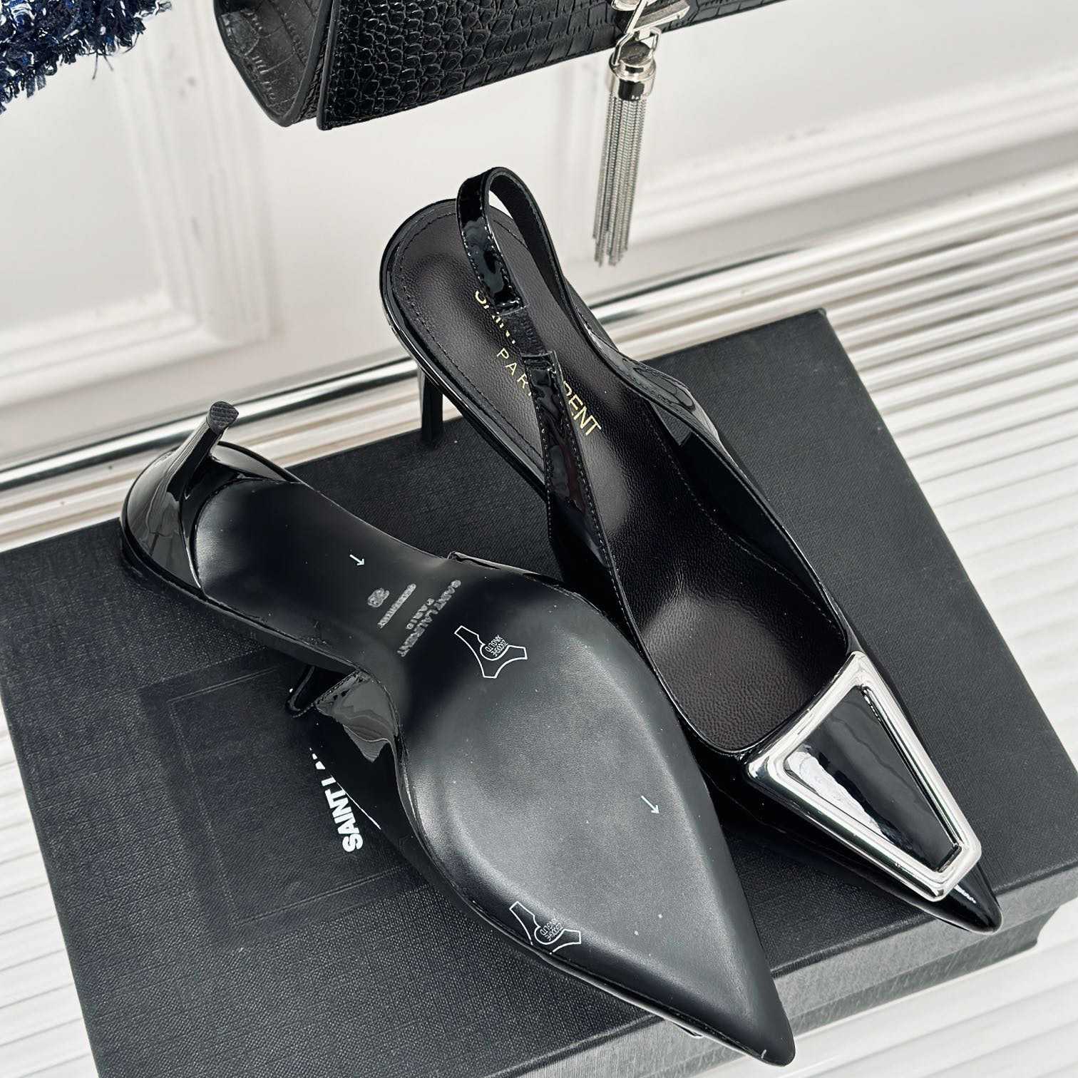 Saint Laurent Avenue Slingback Pumps In Patent Leather - FashionPlug