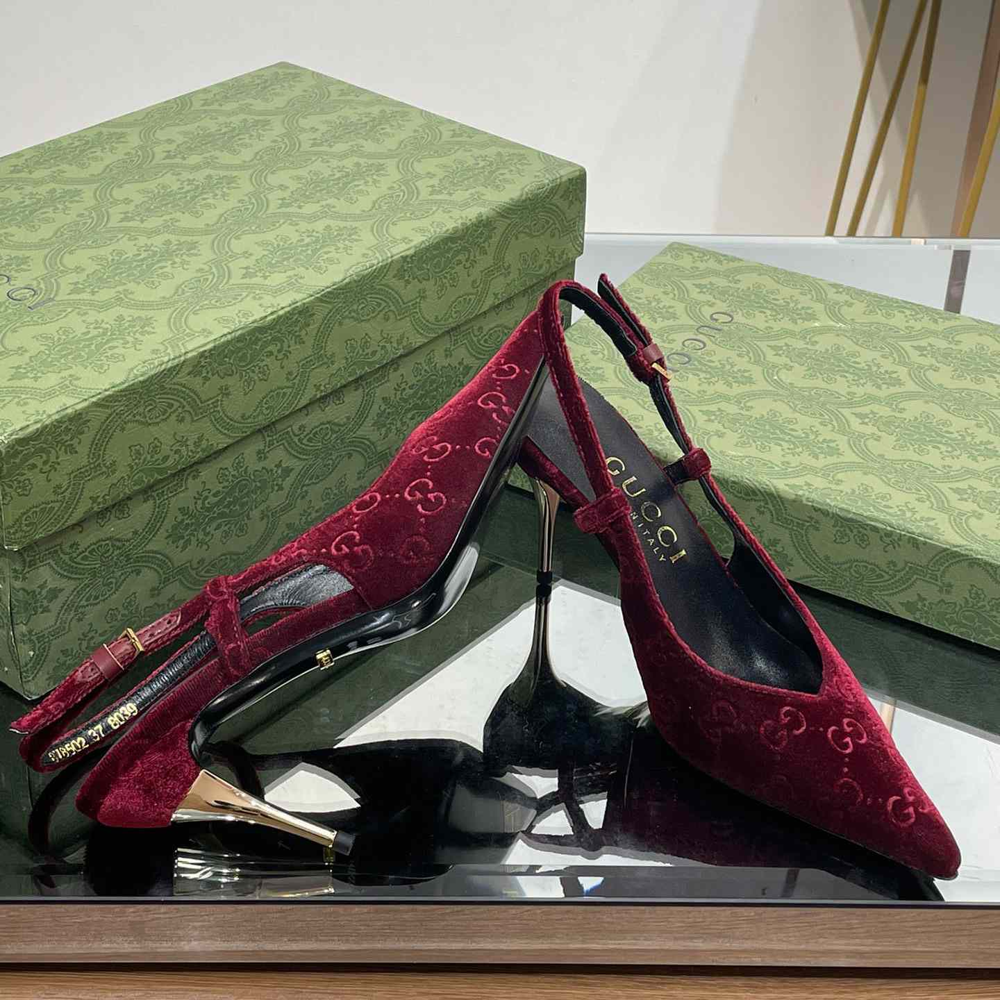 Gucci Women's GG Slingback Pump - FashionPlug