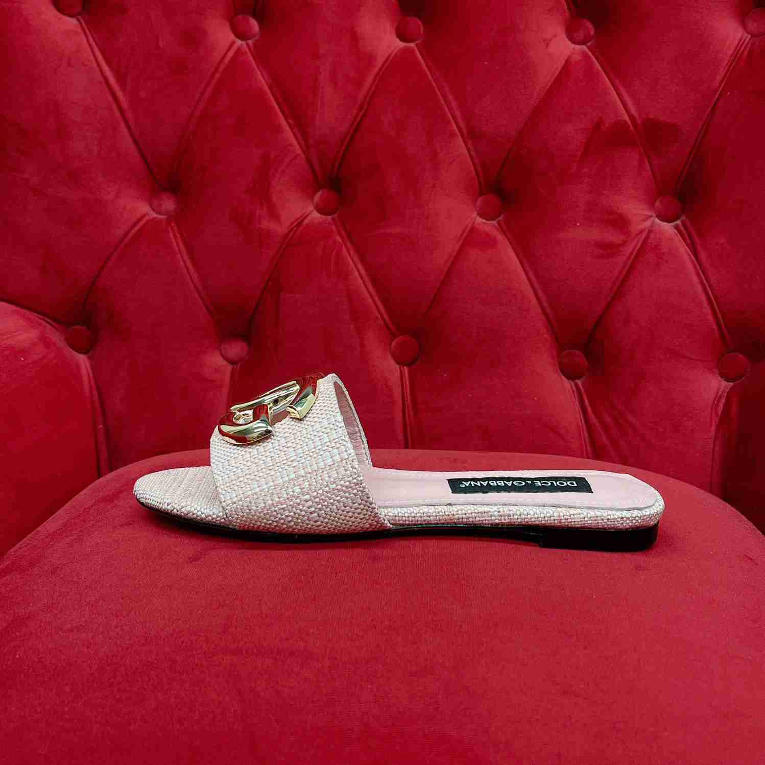 Dolce & Gabbana Raffia Sliders - FashionPlug