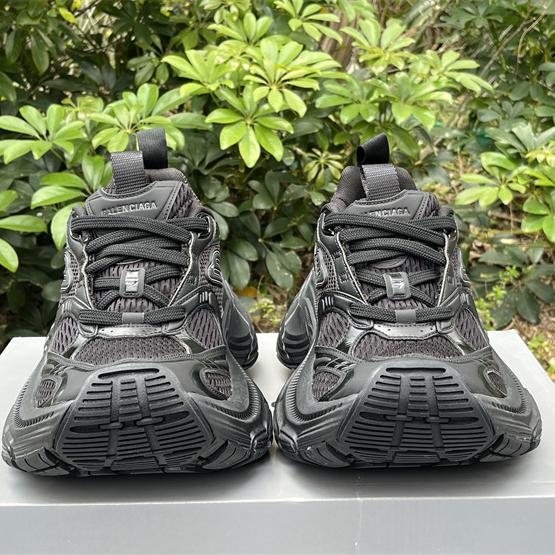 Balenciaga 10XL Sneaker  - FashionPlug