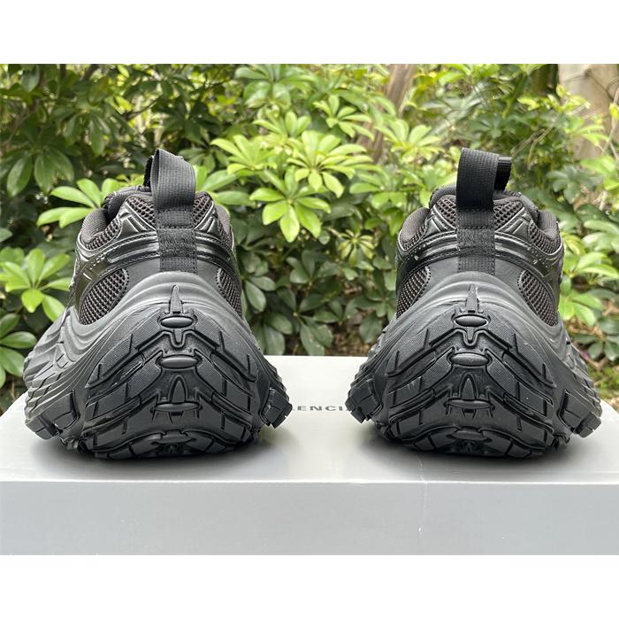 Balenciaga 10XL Sneaker  - FashionPlug