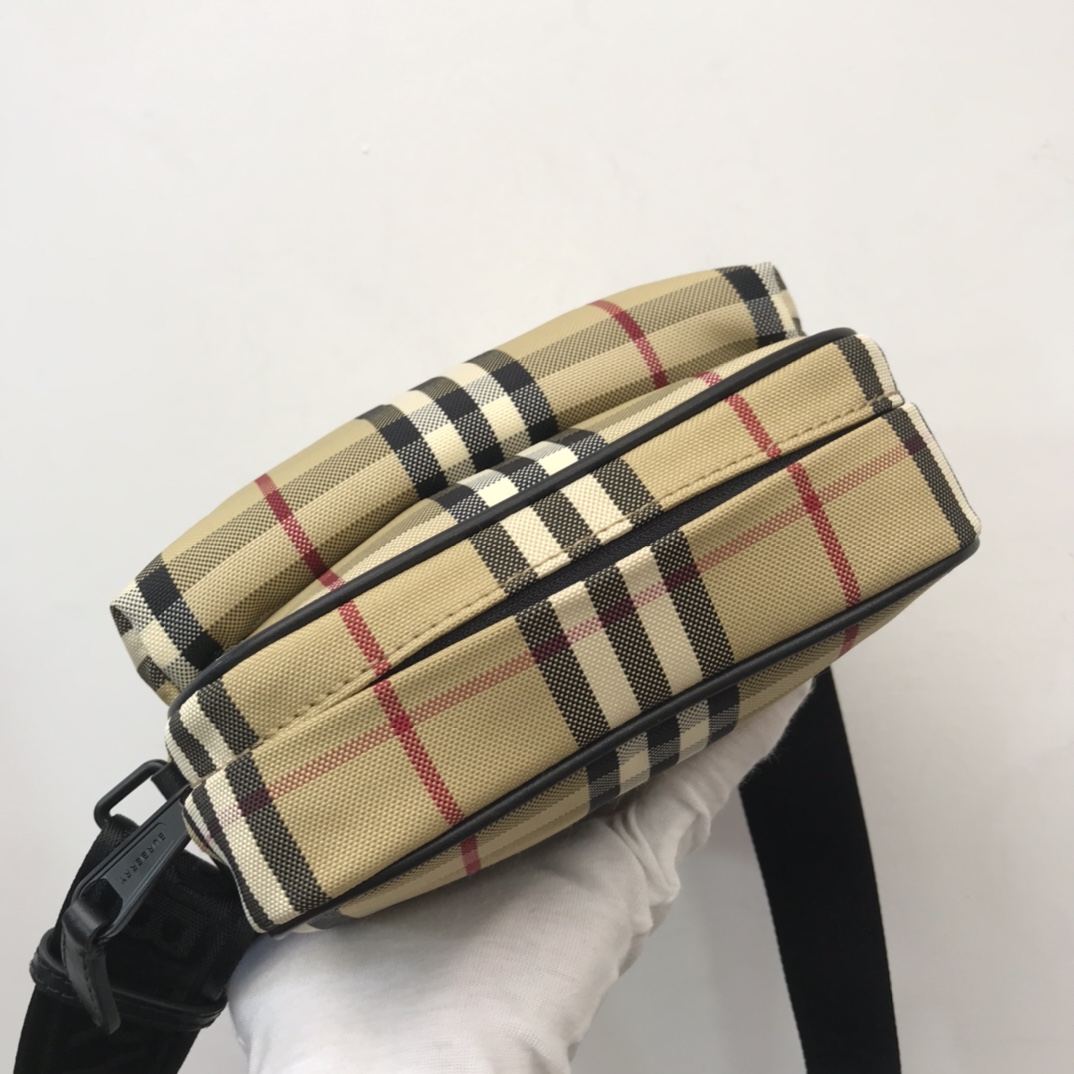Burberry Freddie Bag - FashionPlug