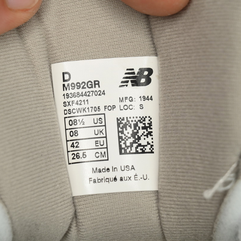 New Balance 992 Black And Gray Sneakers      M992GR  - FashionPlug