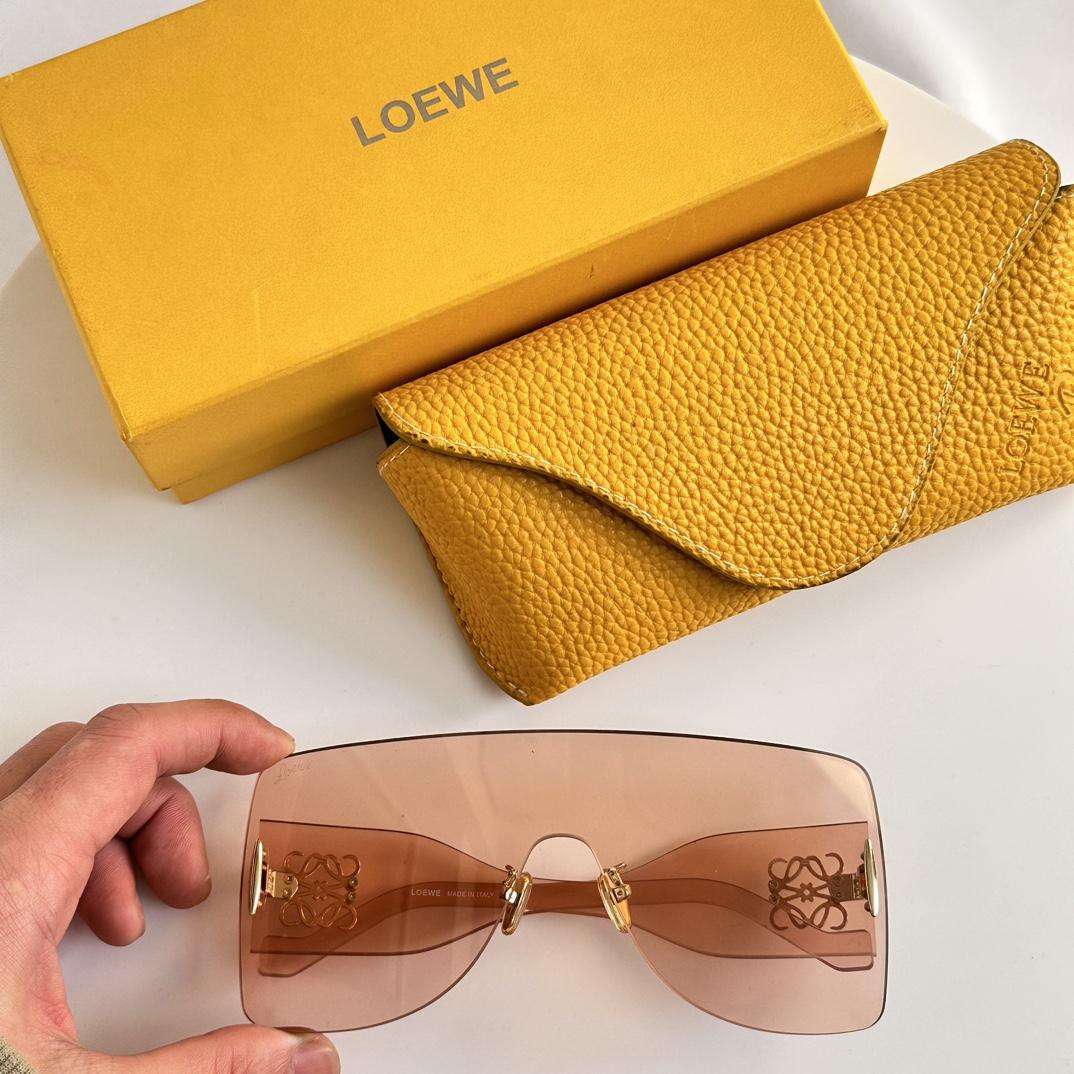 Loewe Mask-Frame Sunglasses       G736270X09 - FashionPlug