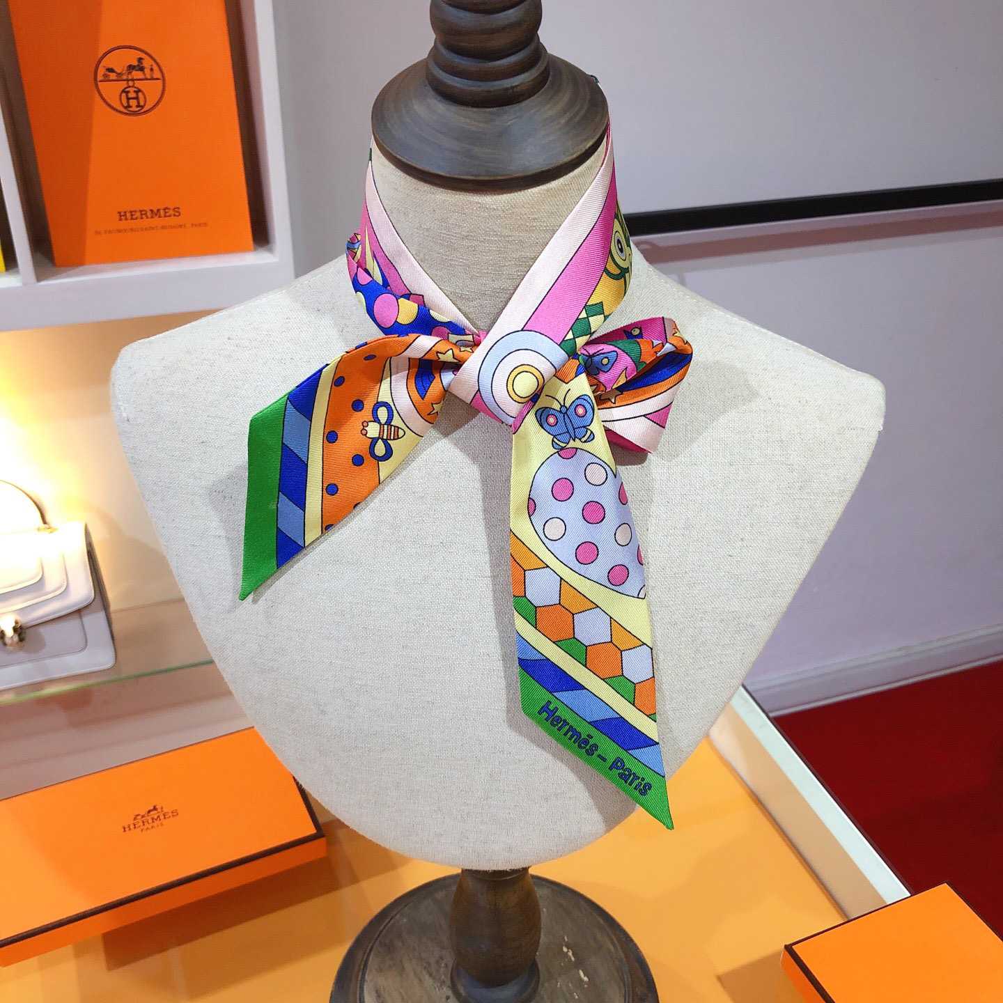 Hermes Les Murmures De La Foret Twilly - FashionPlug