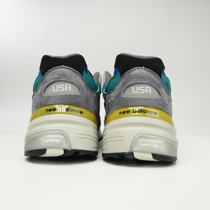 New Balance 992 Blue Grey Sneakers      M992RR  - FashionPlug
