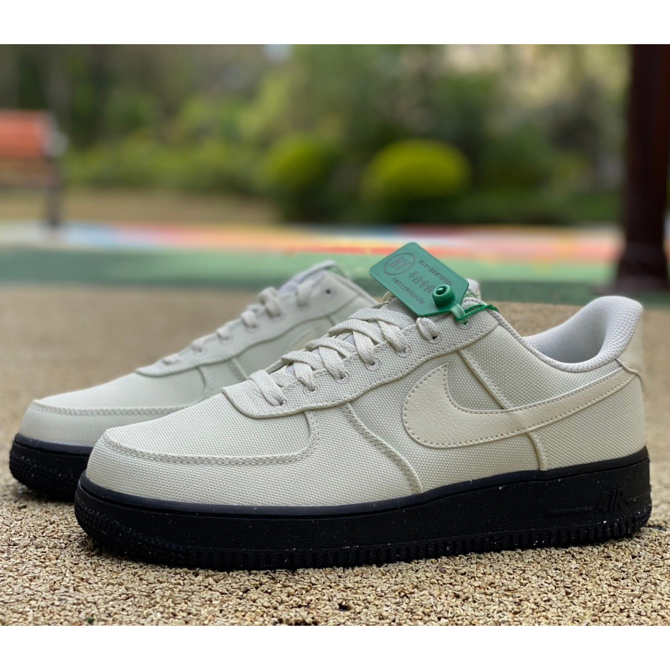 Nike Air Force 1 LV8 Sneaker      FJ3289-001 - FashionPlug