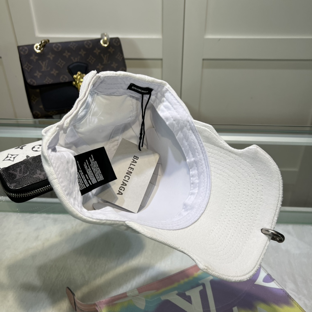 Balenciaga Embroidered-logo Six-panel Cap - FashionPlug