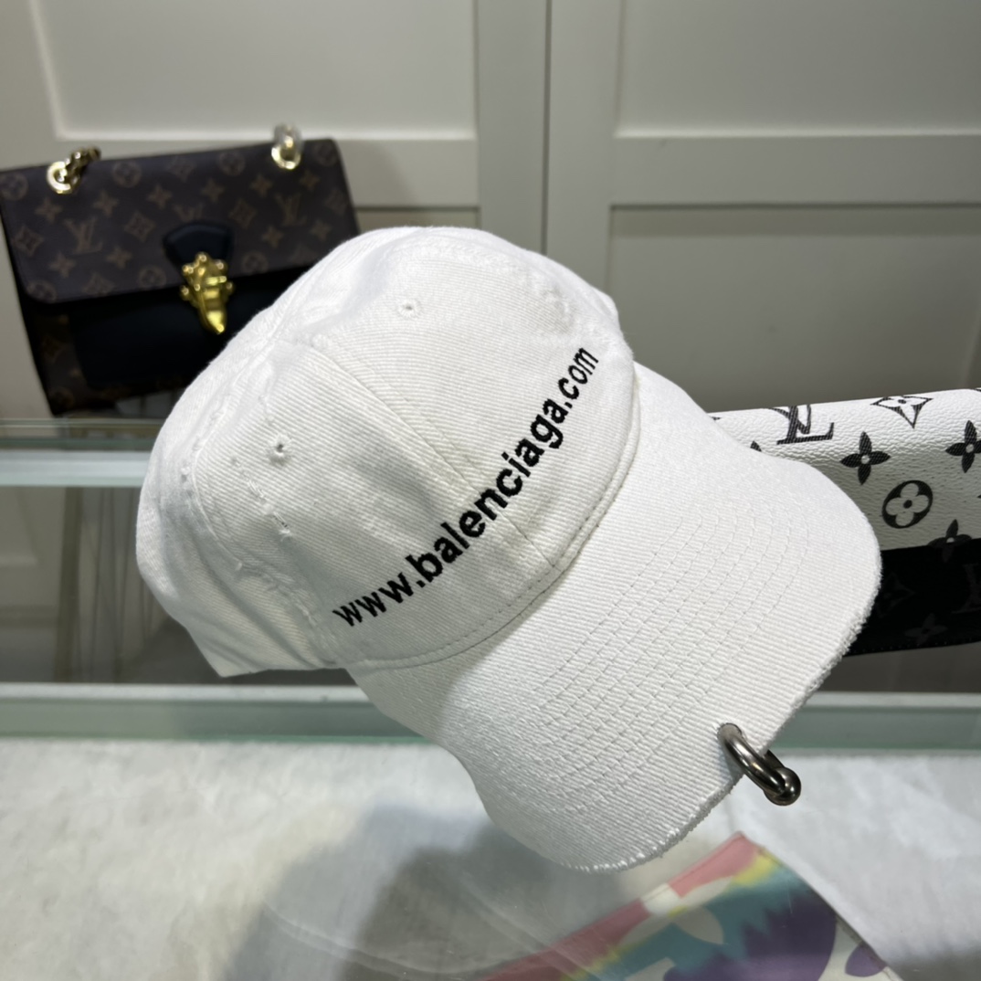 Balenciaga Embroidered-logo Six-panel Cap - FashionPlug