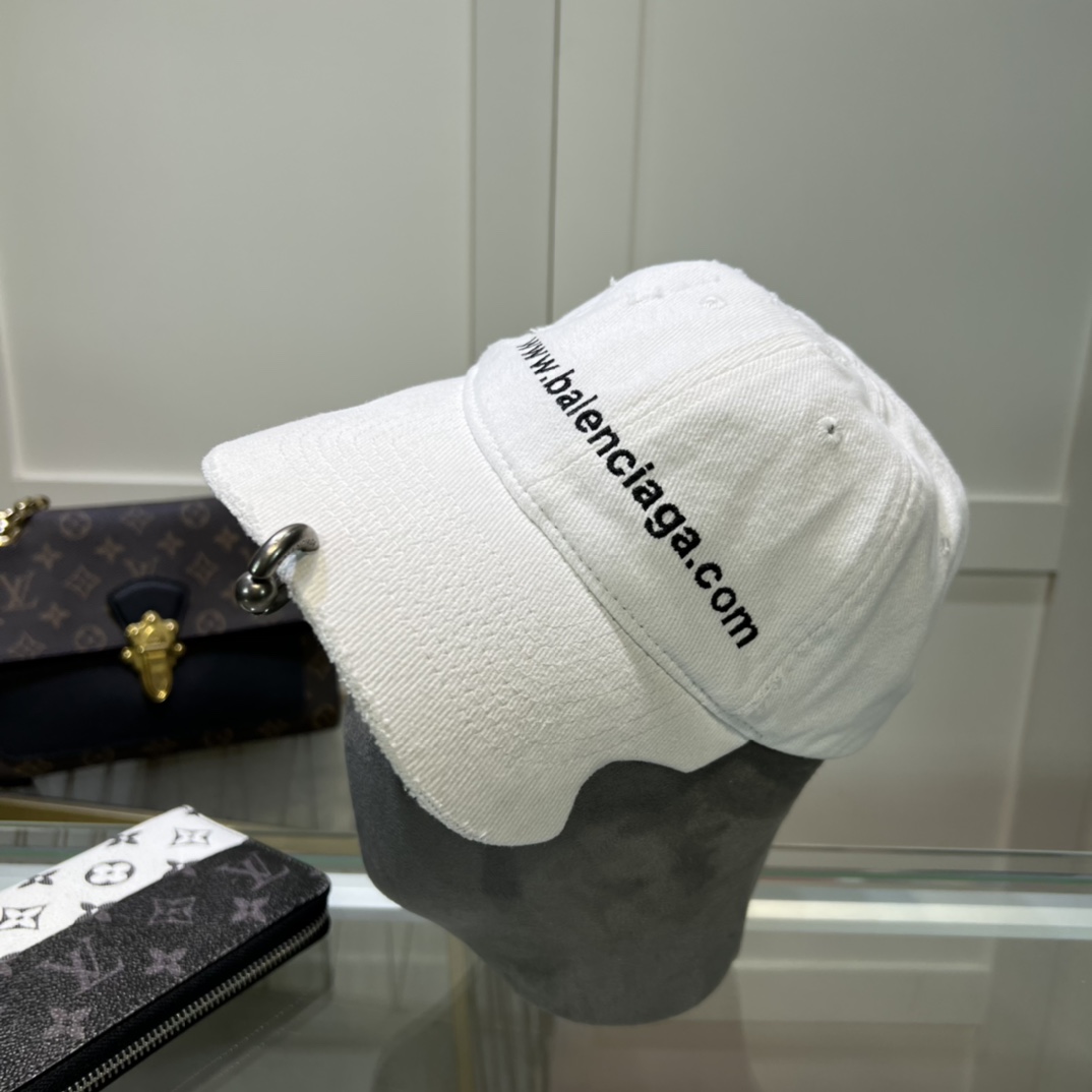 Balenciaga Embroidered-logo Six-panel Cap - FashionPlug