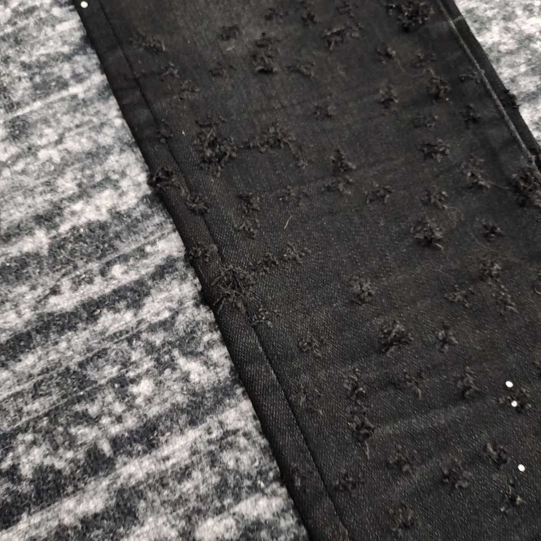 Amiri Slim Fit Jeans    658 - FashionPlug