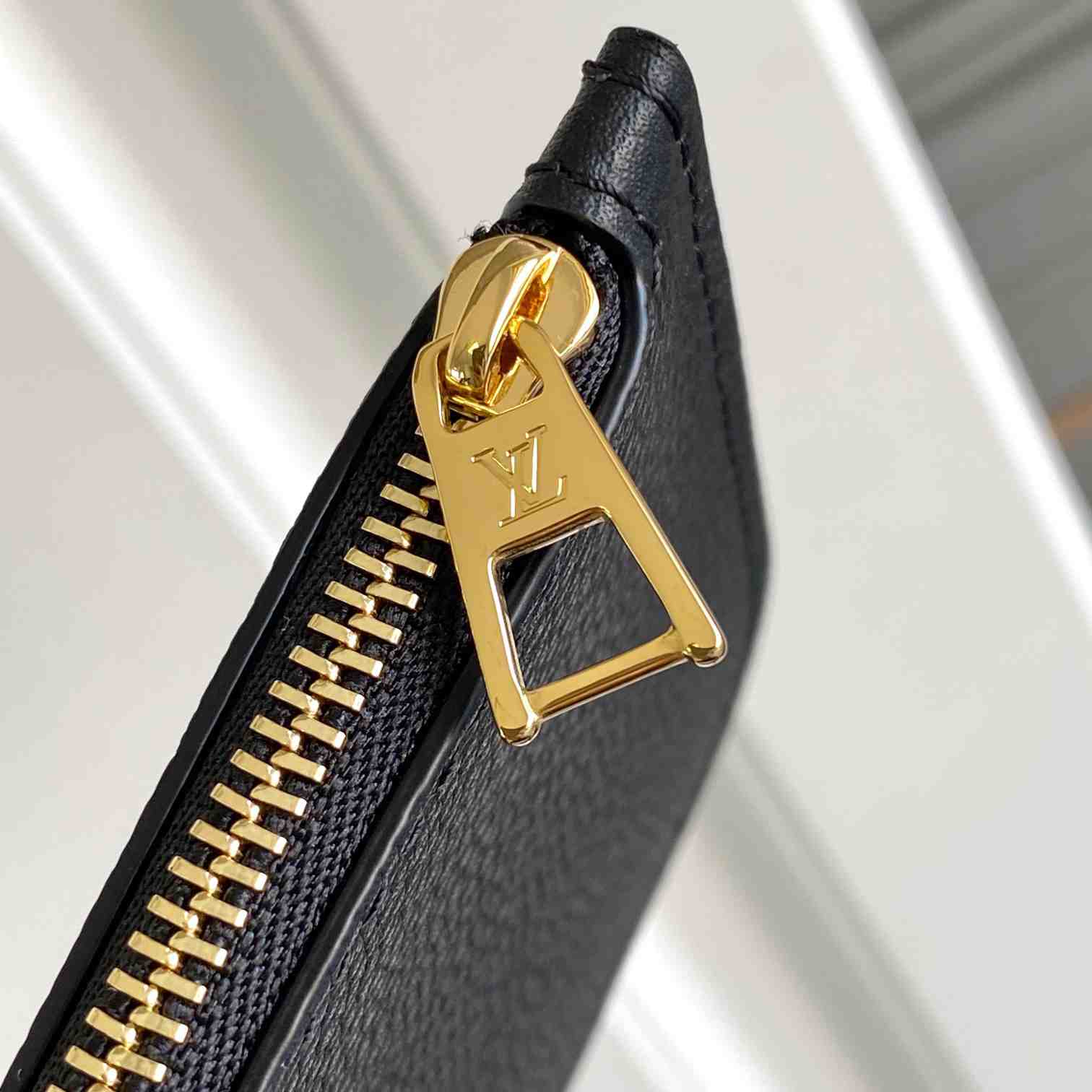 Louis Vuitton Sac Sport   M46610 - FashionPlug