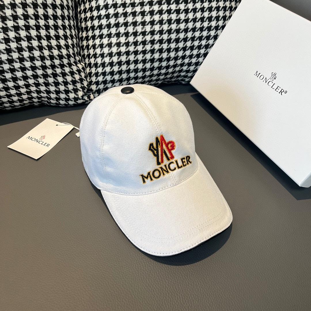 Moncler Cap - FashionPlug