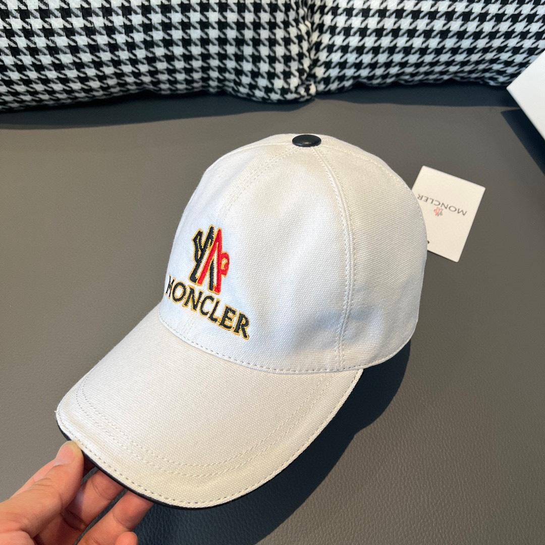Moncler Cap - FashionPlug