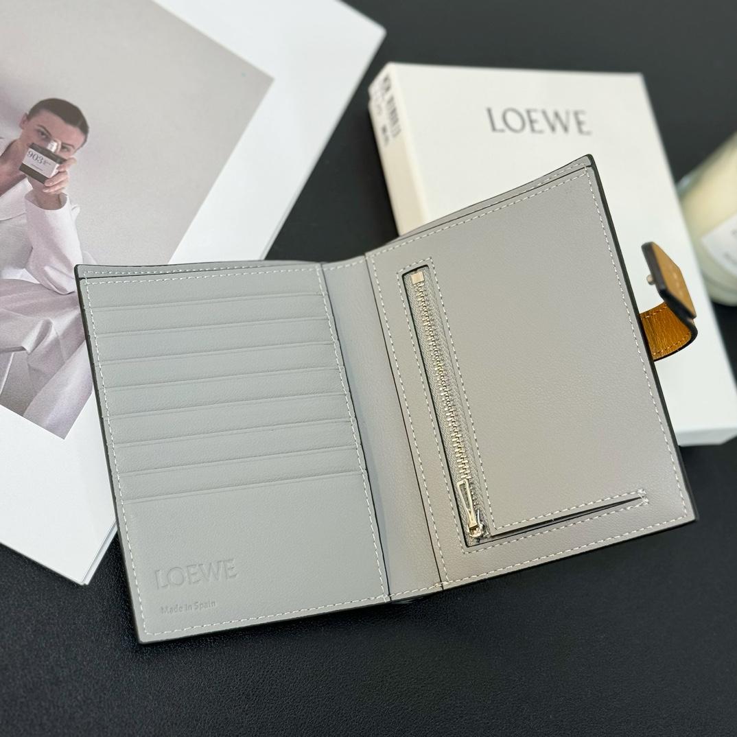 Loewe Medium Vertical Grained-Leather Wallet(14×11cm) - FashionPlug