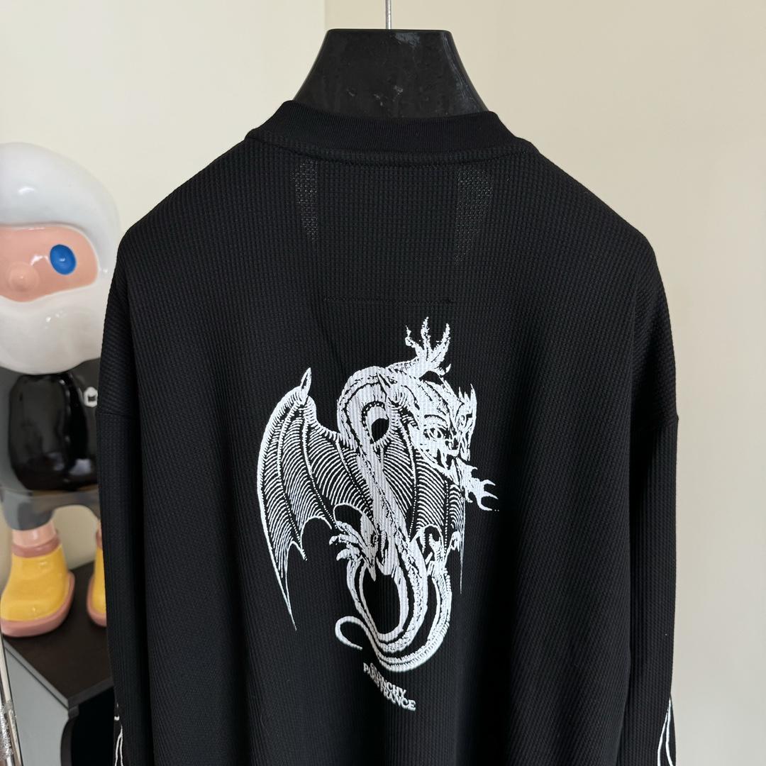 Givenchy Boxy Fit T-shirt In Cotton With GIVENCHY Dragon Print - FashionPlug