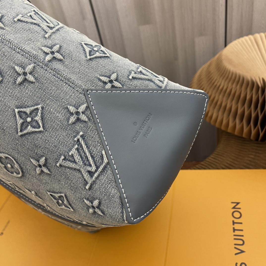 Louis Vuitton Weekend Tote NM   M22537 - FashionPlug