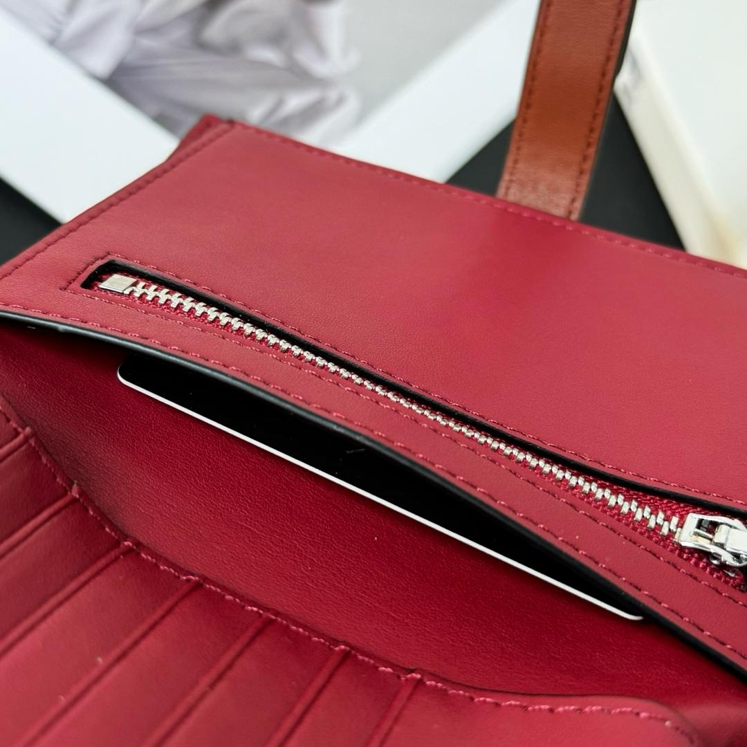 Loewe Medium Vertical Grained-Leather Wallet(14×11cm) - FashionPlug