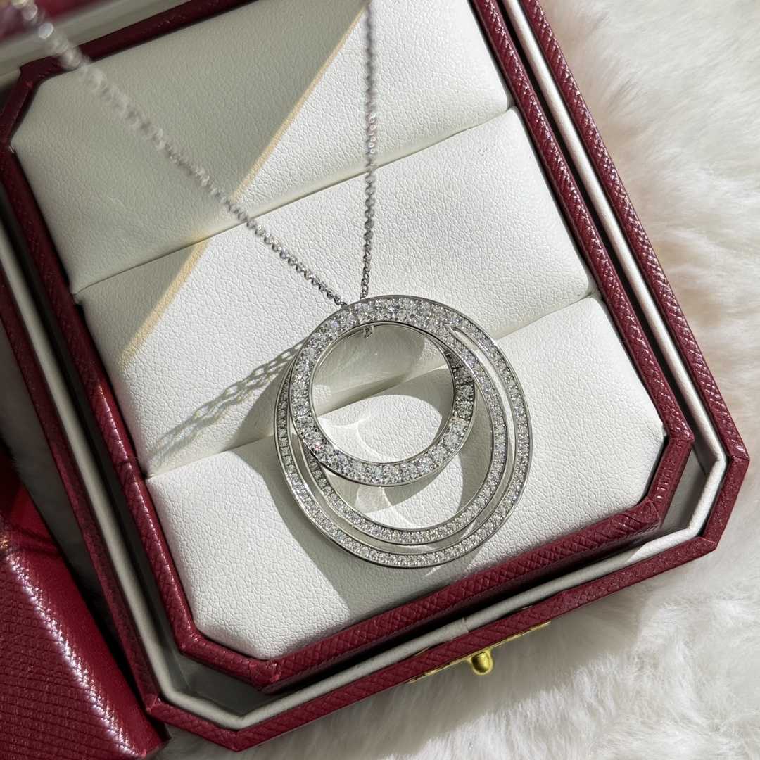 Cartier Etincelle De Cartier Necklace - FashionPlug