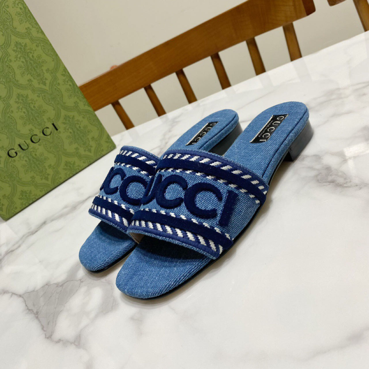 Gucci Script Block Heel Sandals - FashionPlug
