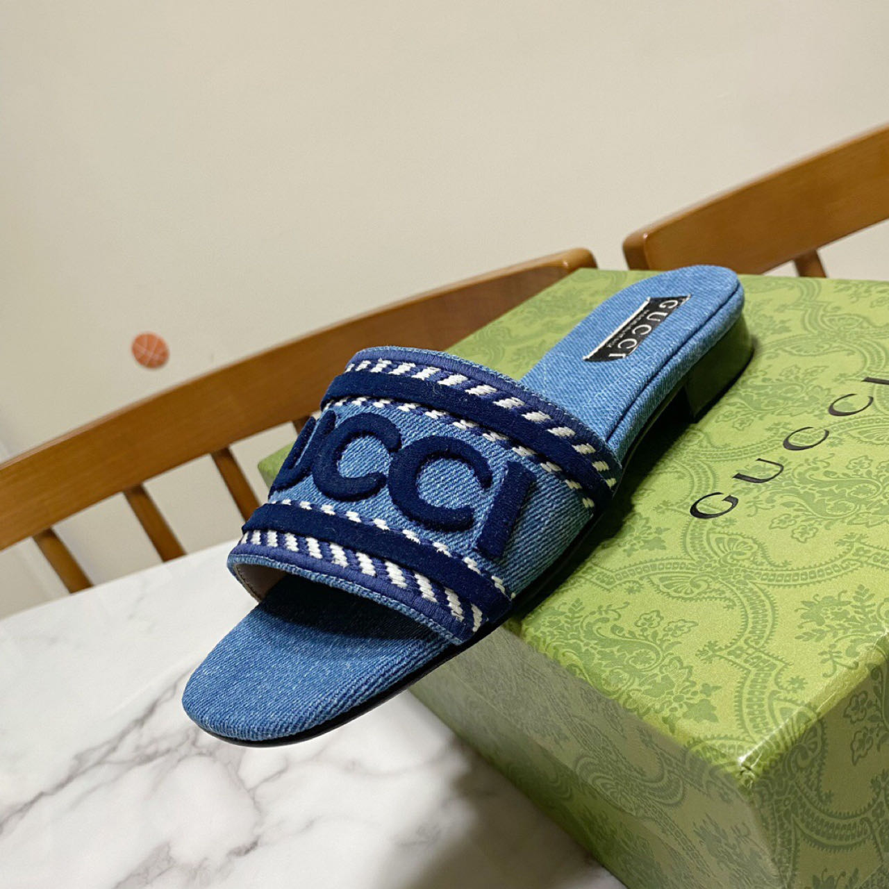 Gucci Script Block Heel Sandals - FashionPlug