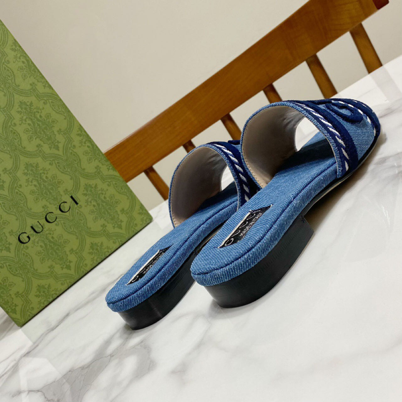 Gucci Script Block Heel Sandals - FashionPlug