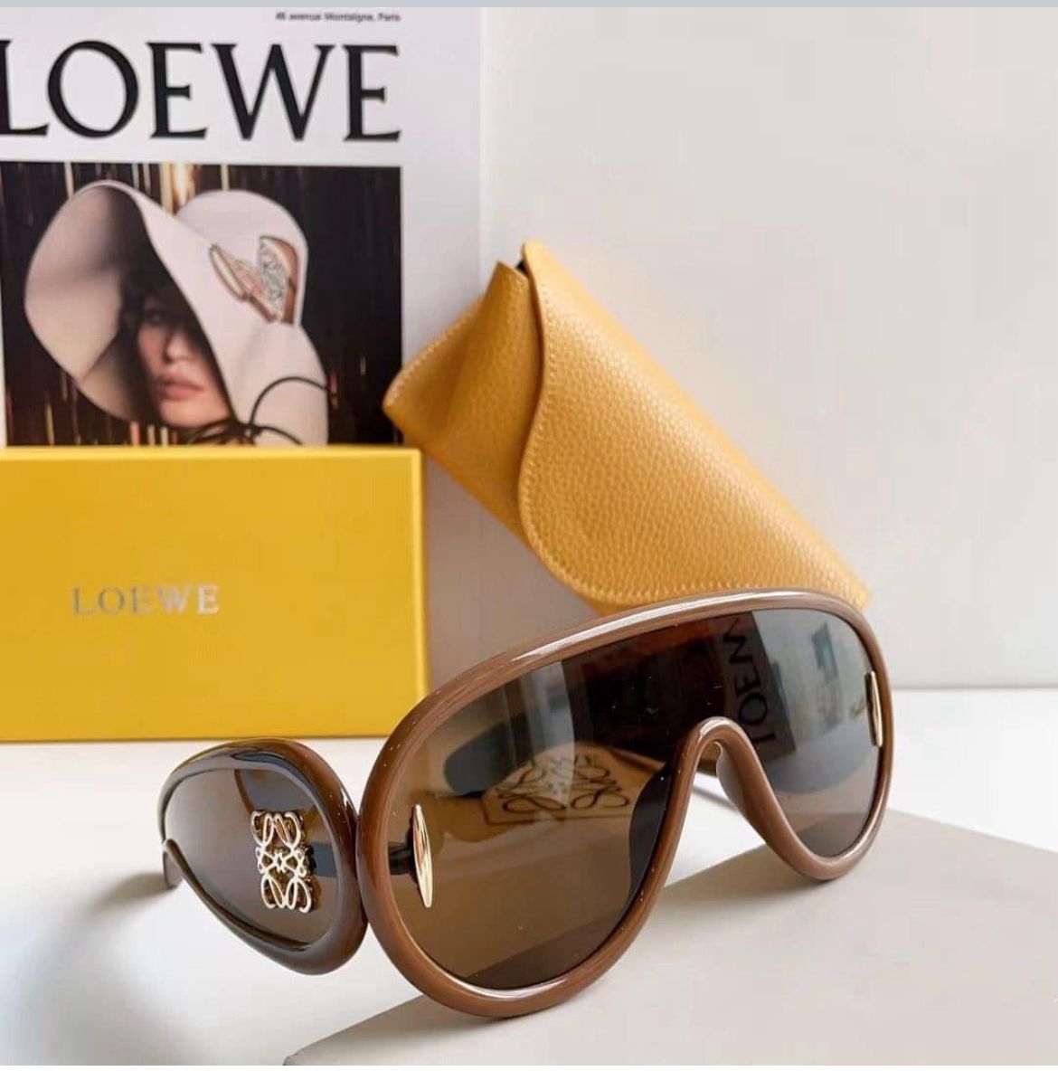 Loewe Wave Mask Sunglasses - FashionPlug
