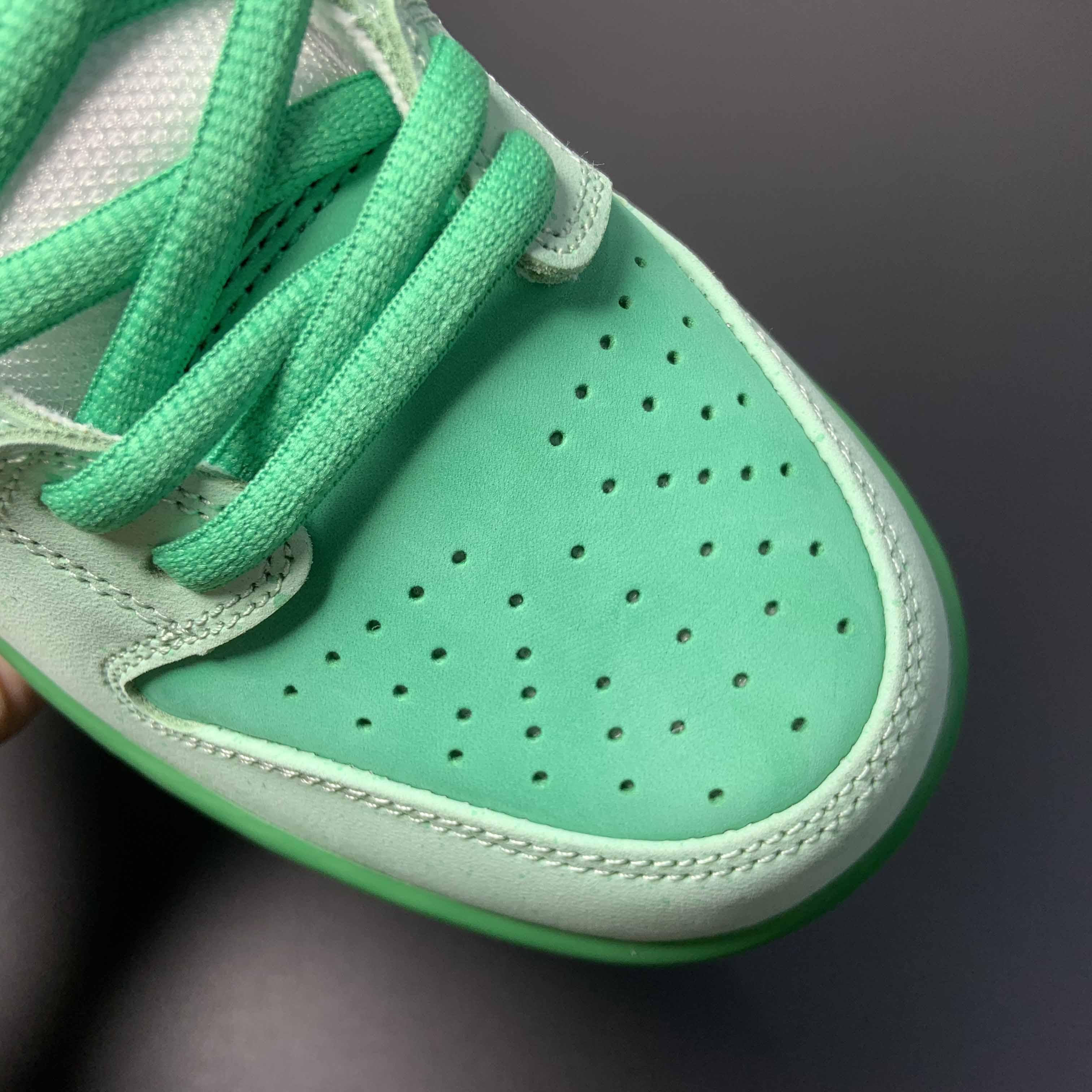 CONCEPTS × Nike Dunk SB  Sneakers     BV1310-303 - FashionPlug
