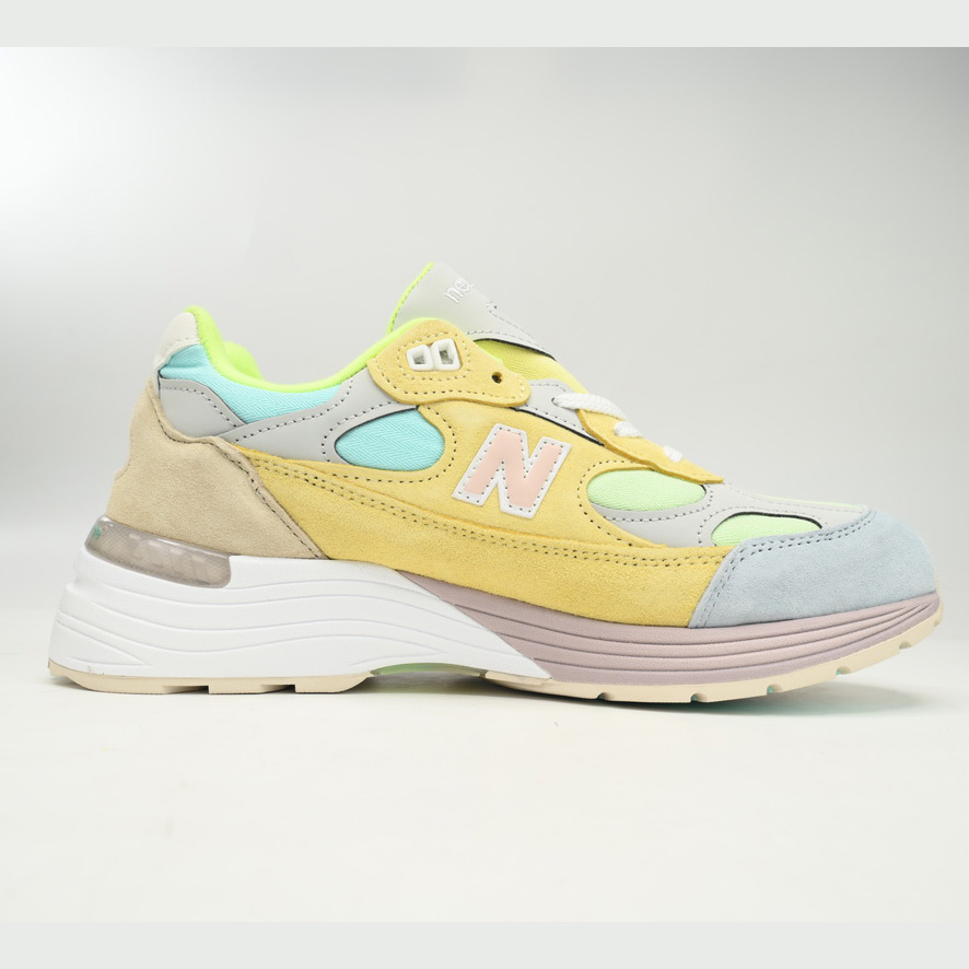 New Balance 992 Yellow Green Powder Sneakers      M992AB - FashionPlug