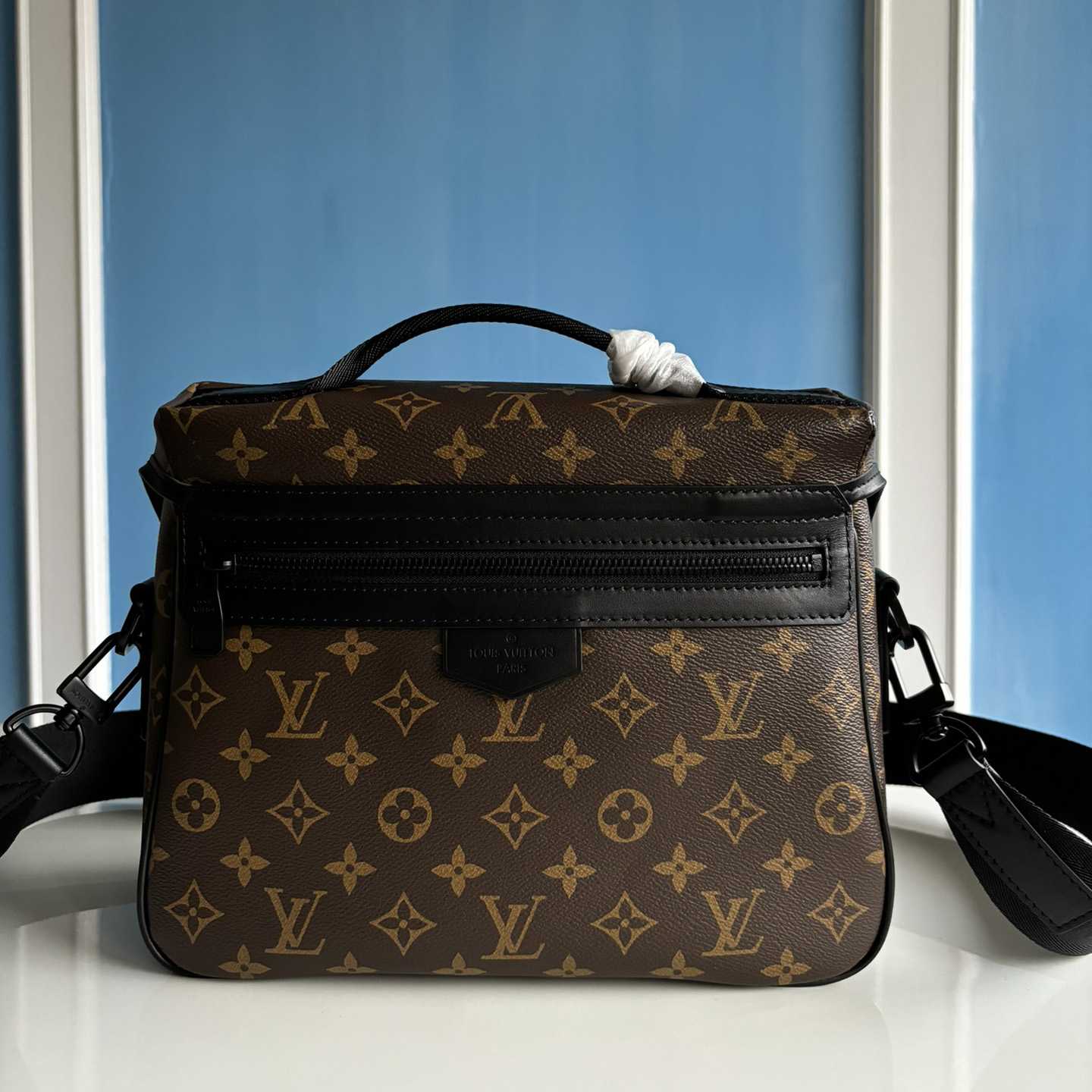 Louis Vuitton LV Trail Messenger          M46972 - FashionPlug