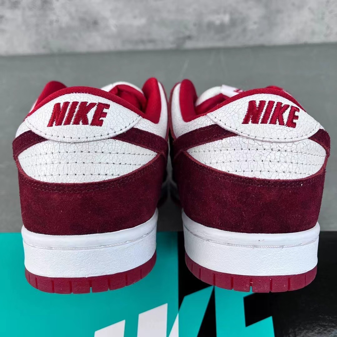 Nike Sb Dunk Low “City Of Love” Sneaker    313170-662 - FashionPlug