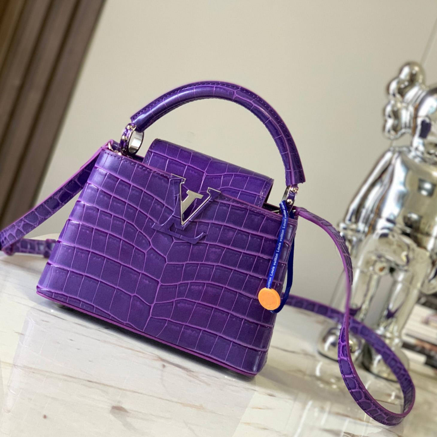 Louis Vuitton Capucines MM   N94910 - FashionPlug