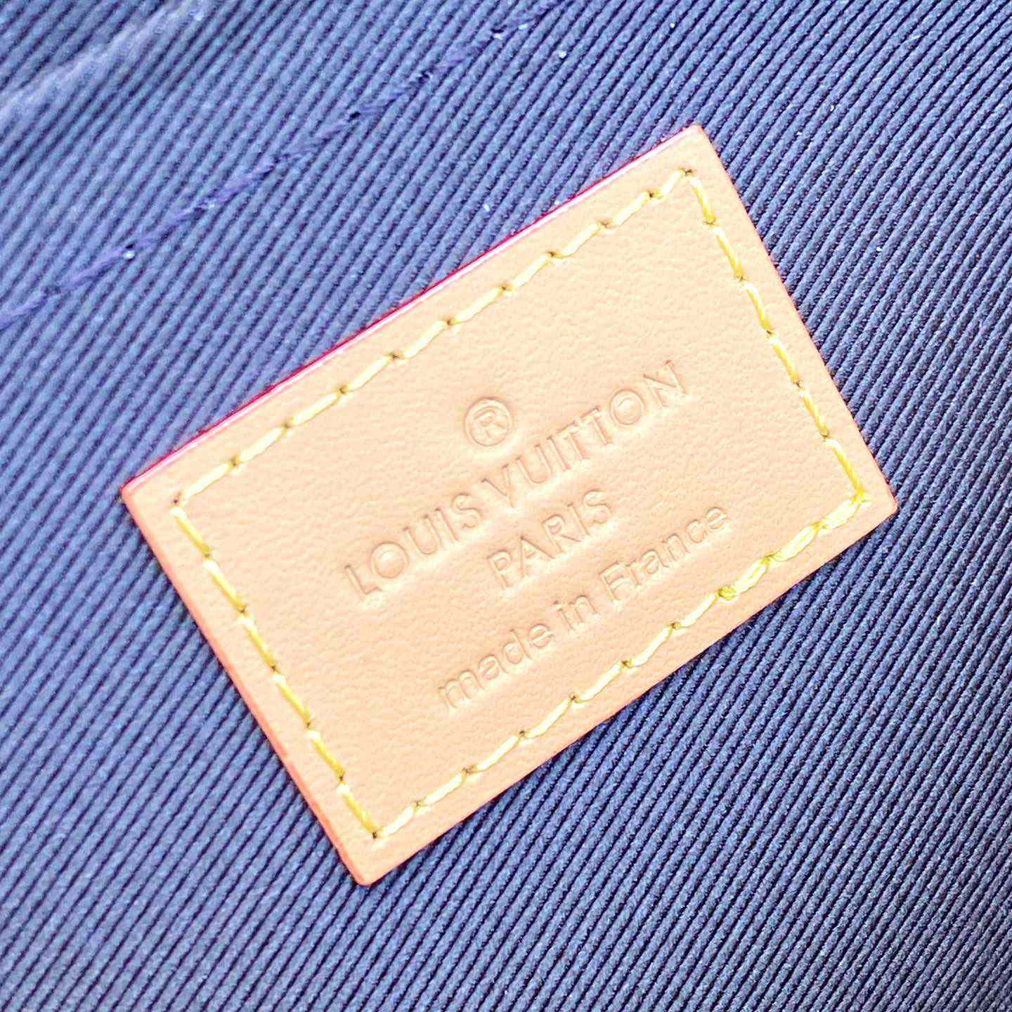 Louis Vuitton Pochette Voyage Souple    M83568 - FashionPlug